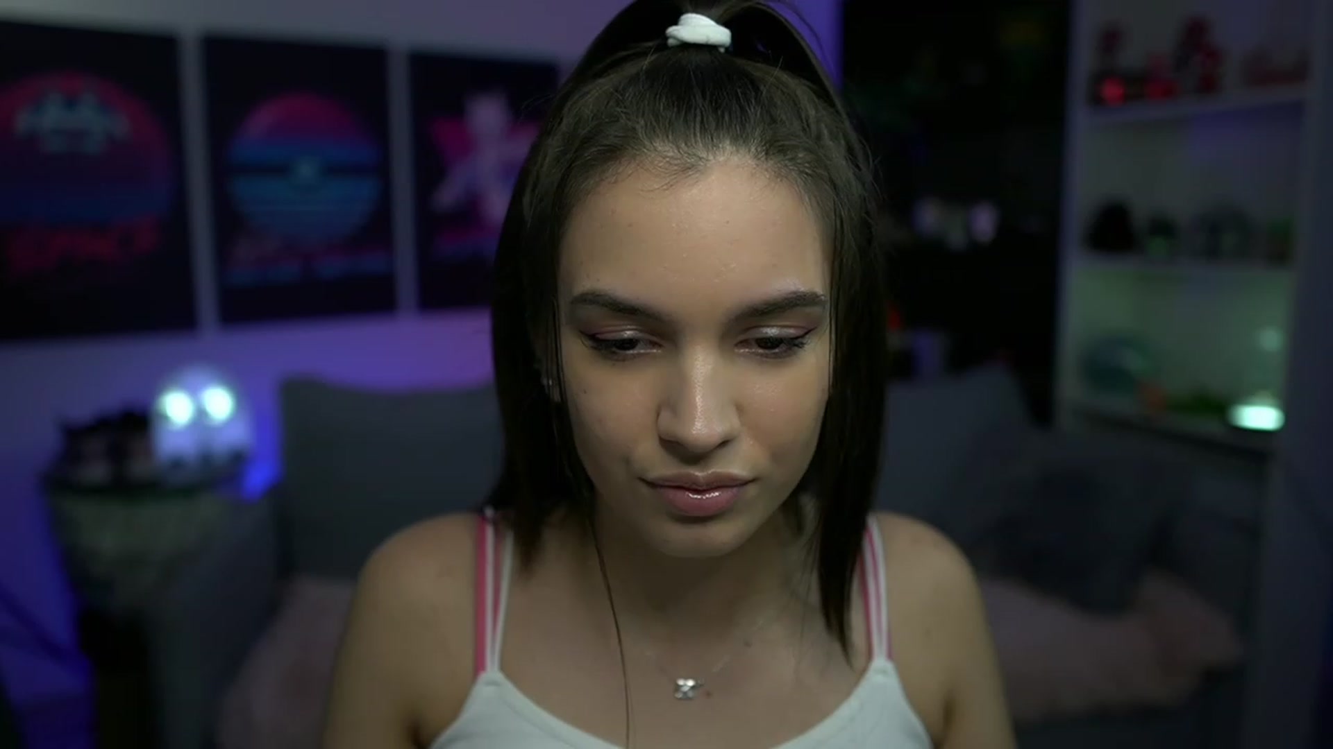 Gallery image thumbnail from Kylie_Quinn's myfreecams stream on, 11/23/2022, 24:15 image 11 of 20