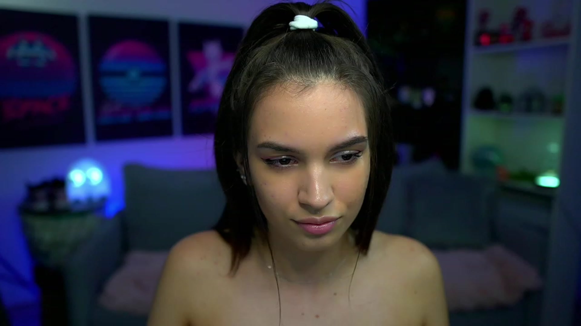 Gallery image thumbnail from Kylie_Quinn's myfreecams stream on, 11/23/2022, 24:21 image 7 of 20