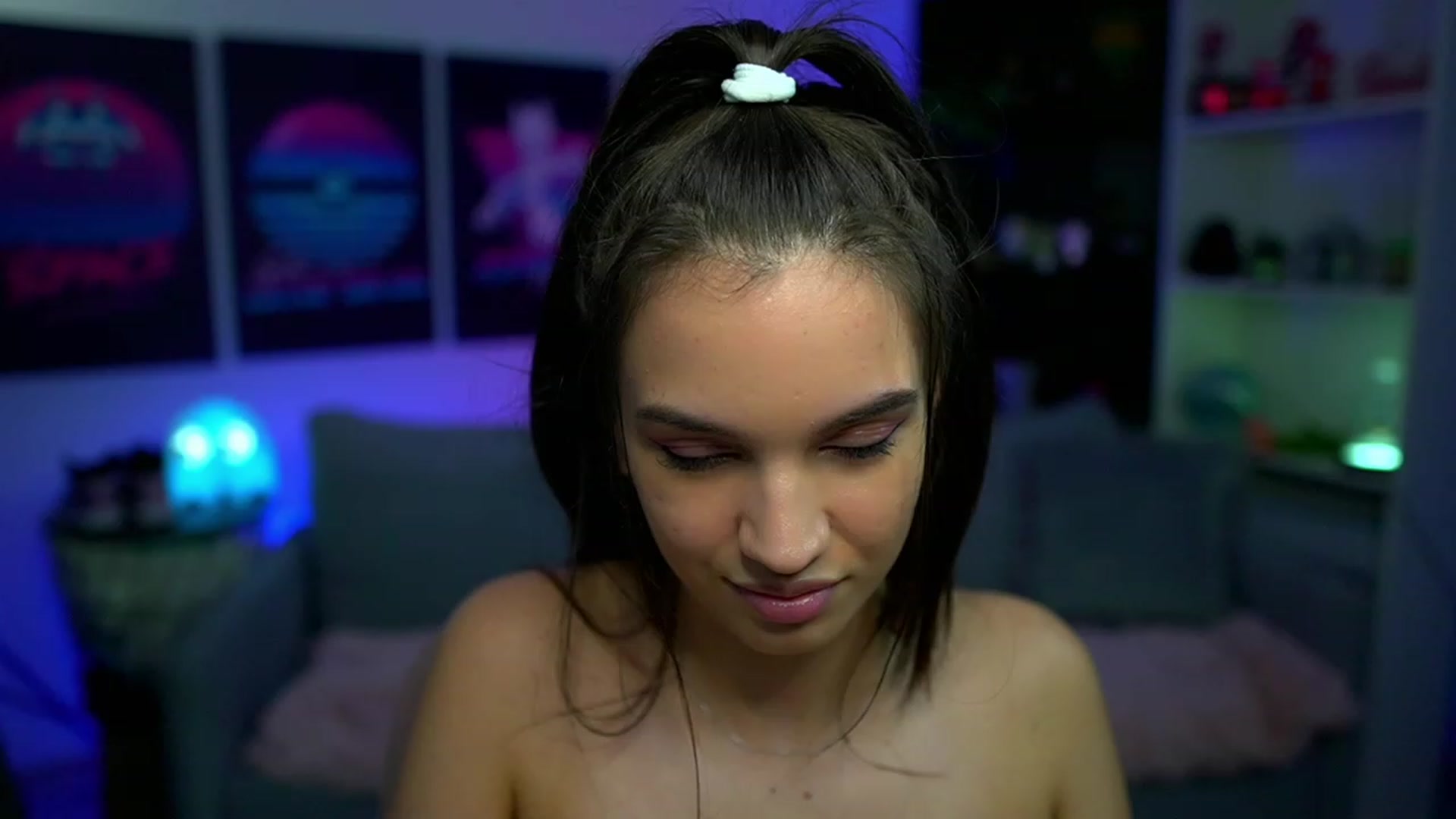 Gallery image thumbnail from Kylie_Quinn's myfreecams stream on, 11/23/2022, 24:21 image 13 of 20