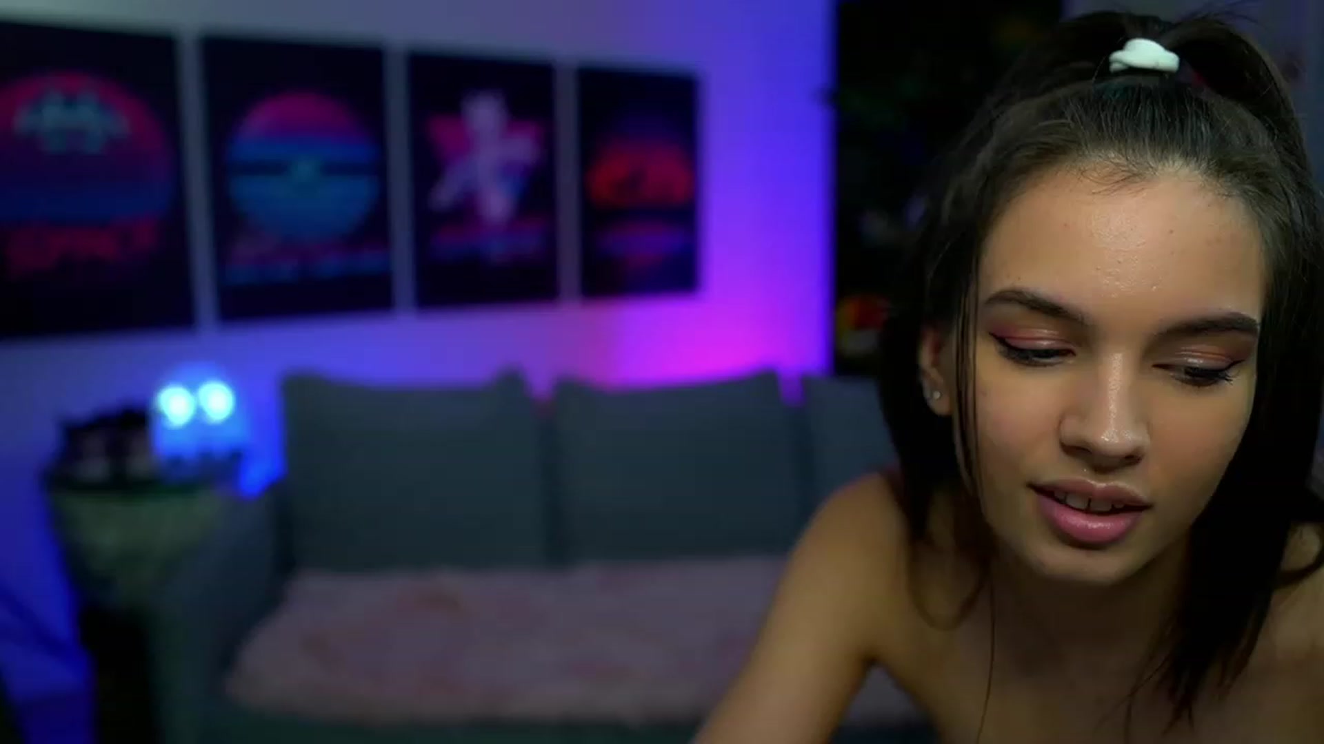 Gallery image thumbnail from Kylie_Quinn's myfreecams stream on, 11/23/2022, 24:21 image 14 of 20