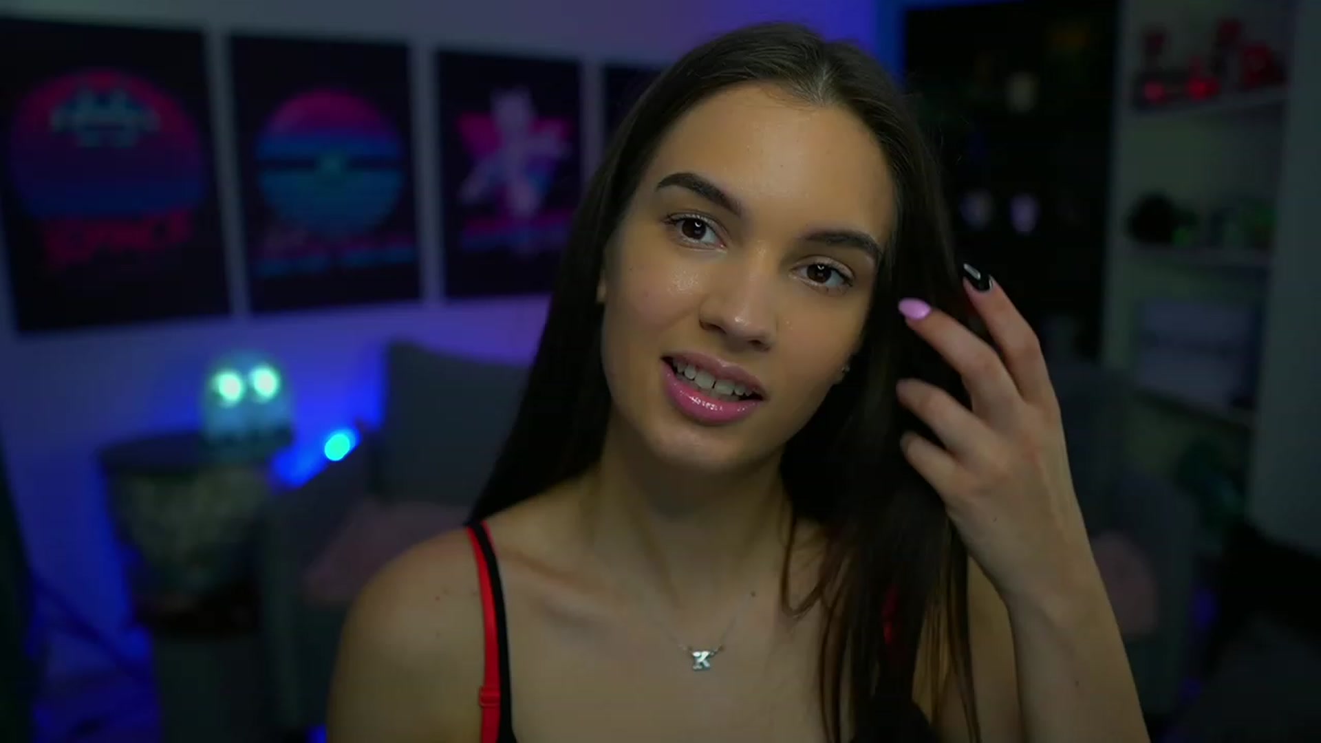 Gallery image thumbnail from Kylie_Quinn's myfreecams stream on, 11/23/2022, 20:59 image 19 of 20