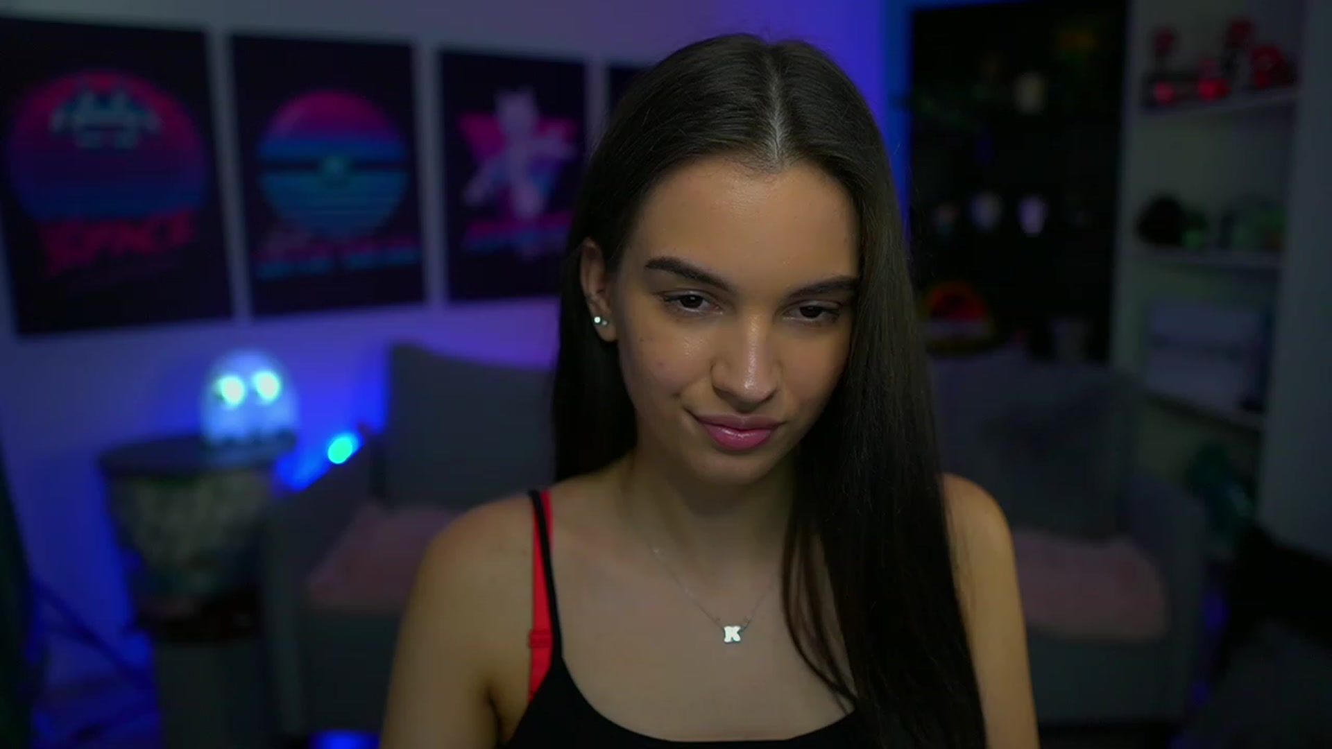 Gallery image thumbnail from Kylie_Quinn's myfreecams stream on, 11/23/2022, 21:30 image 11 of 20