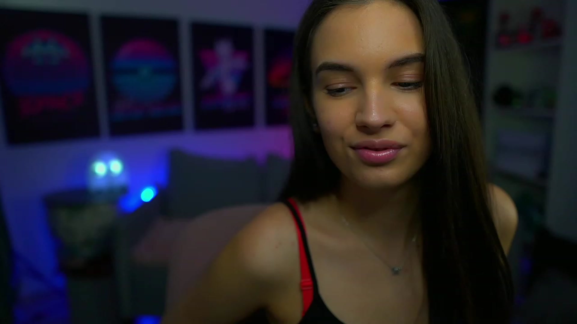 Gallery image thumbnail from Kylie_Quinn's myfreecams stream on, 11/23/2022, 21:30 image 2 of 20