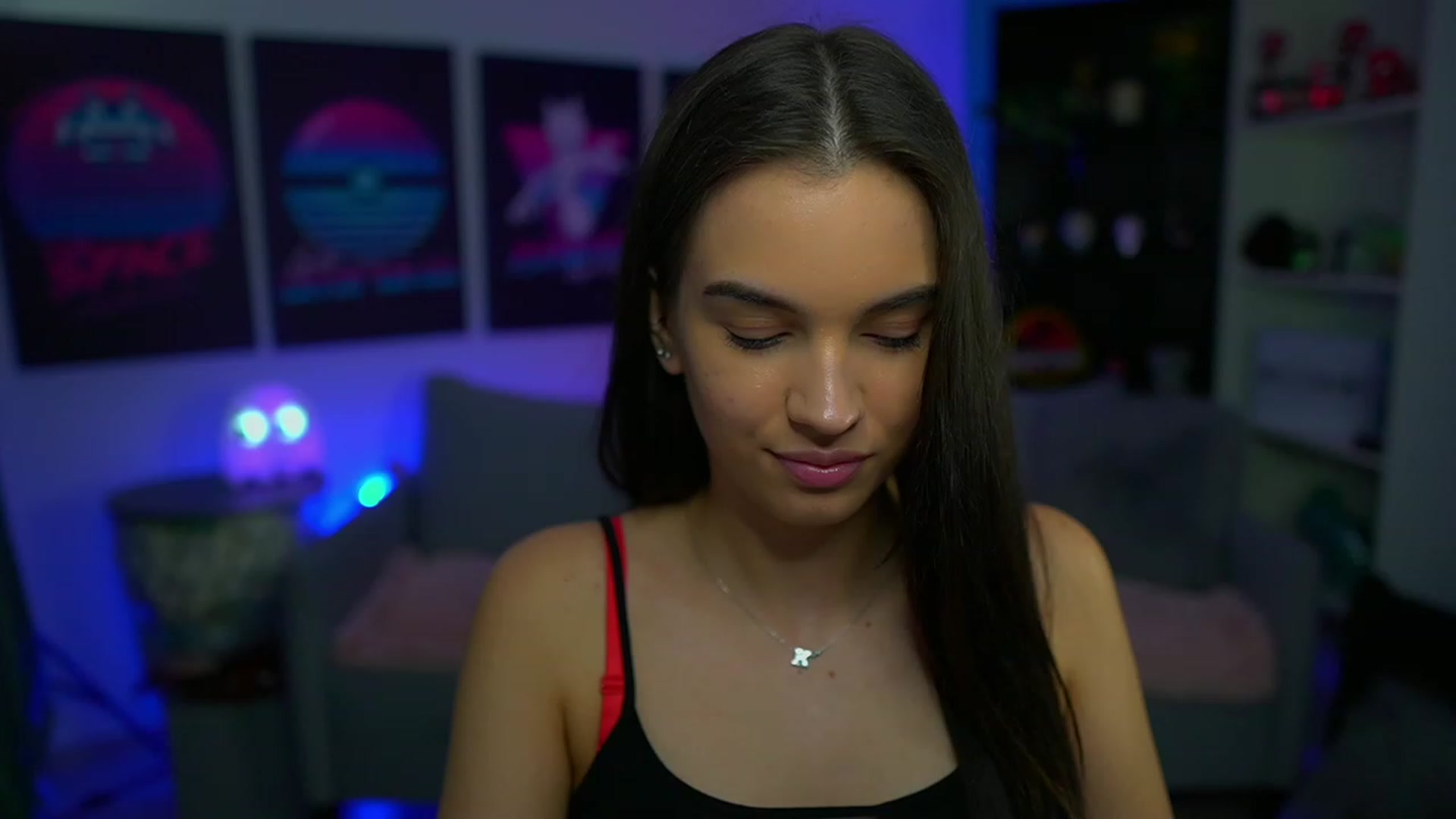 Gallery image thumbnail from Kylie_Quinn's myfreecams stream on, 11/23/2022, 21:30 image 10 of 20