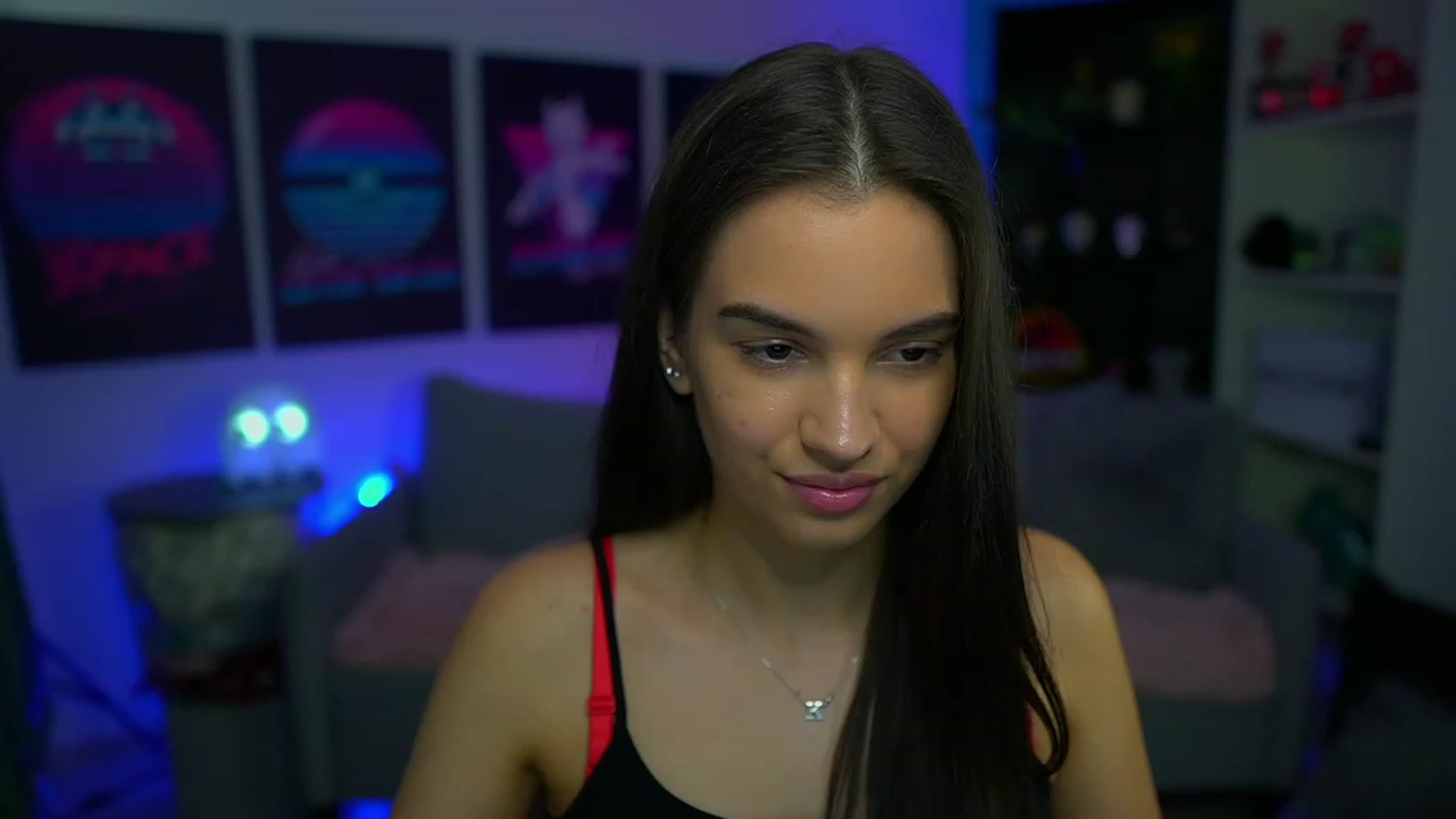 Gallery image thumbnail from Kylie_Quinn's myfreecams stream on, 11/23/2022, 21:30 image 12 of 20