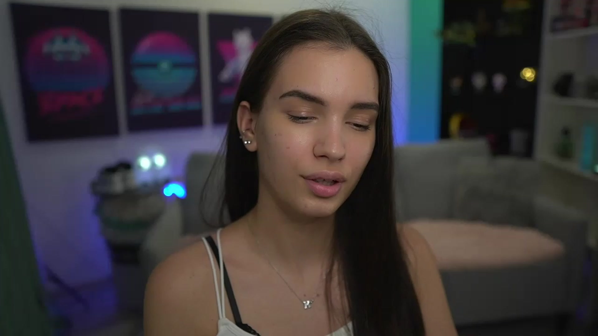 Gallery image thumbnail from Kylie_Quinn's myfreecams stream on, 11/28/2022, 20:42 image 15 of 20
