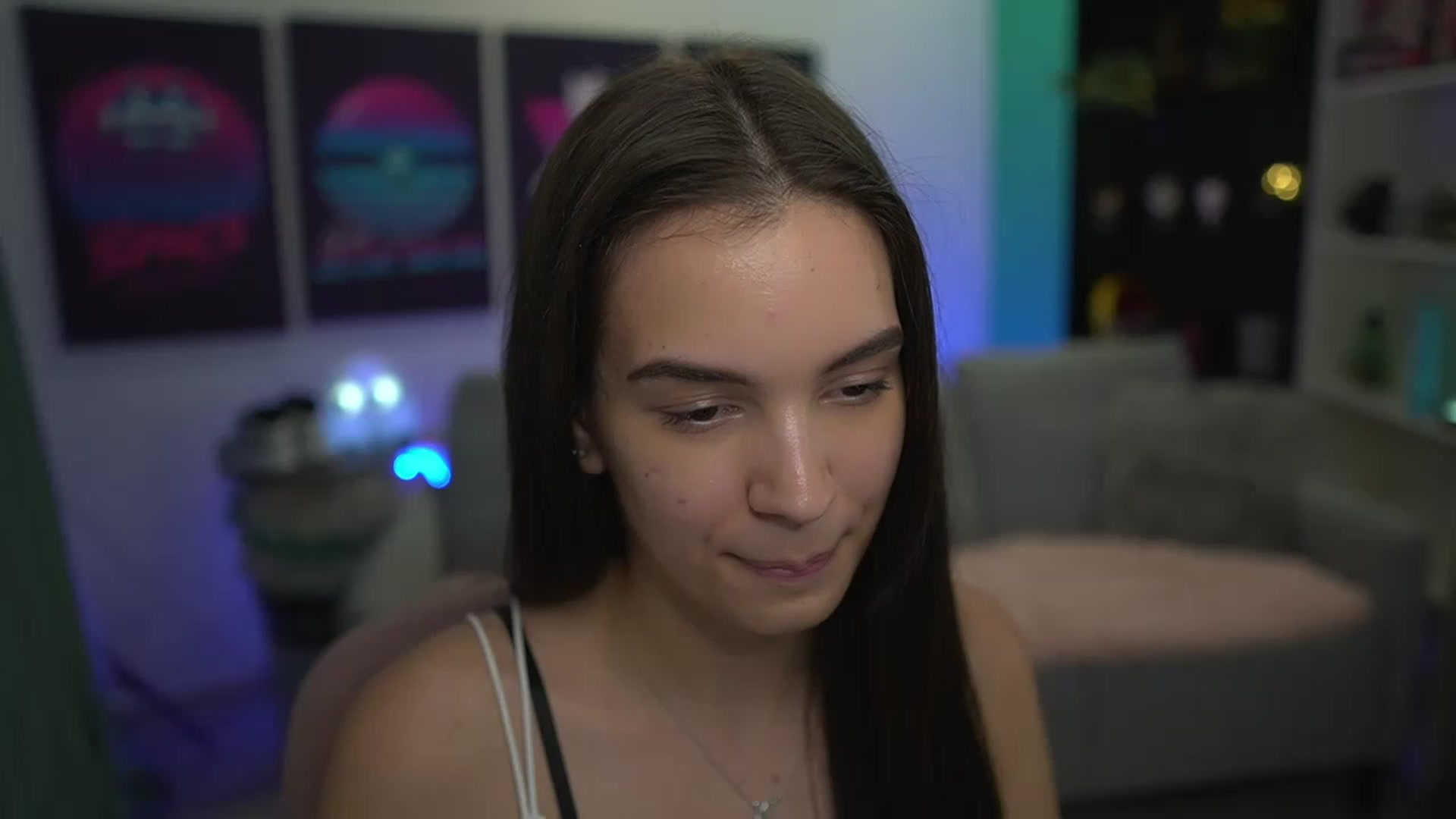 Gallery image thumbnail from Kylie_Quinn's myfreecams stream on, 11/28/2022, 20:42 image 6 of 20