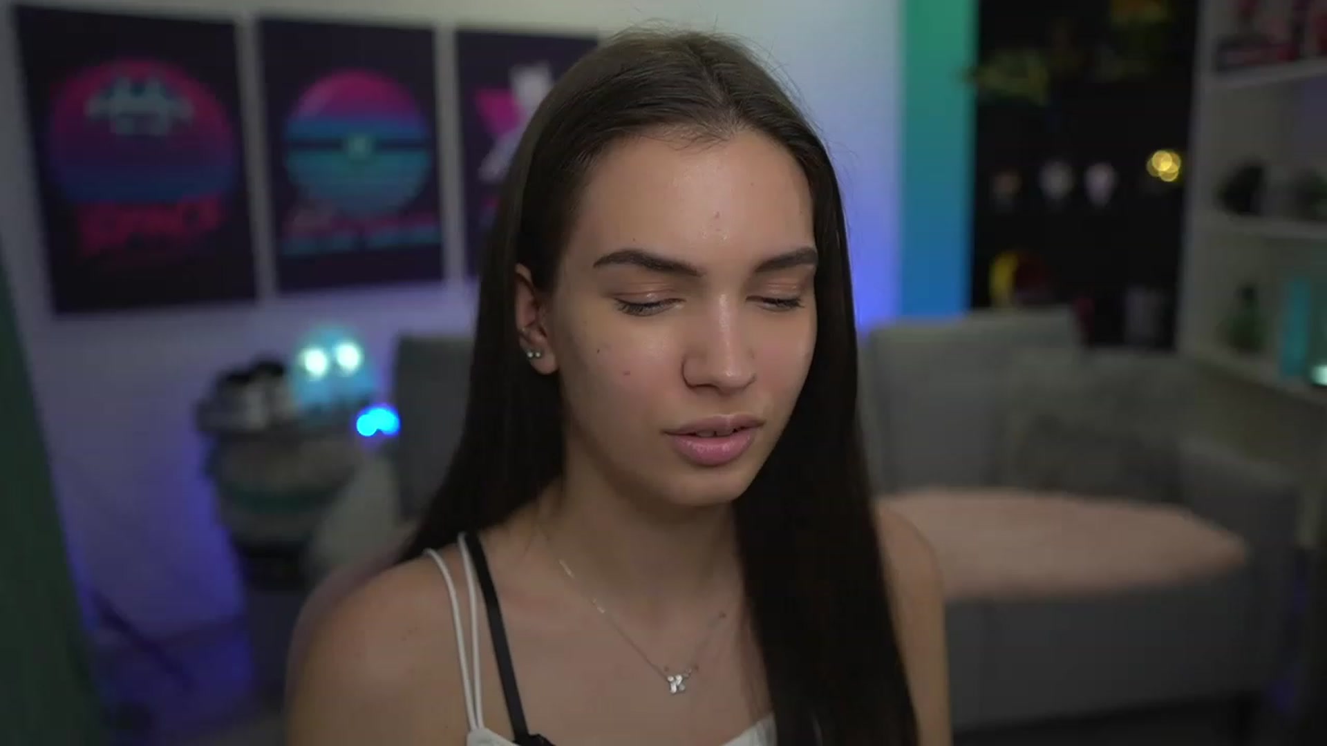 Gallery image thumbnail from Kylie_Quinn's myfreecams stream on, 11/28/2022, 20:42 image 2 of 20
