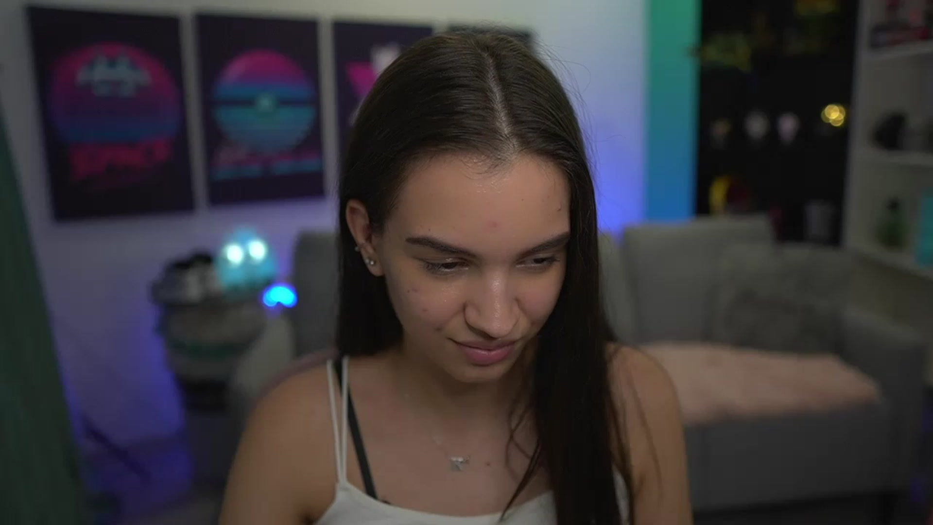Gallery image thumbnail from Kylie_Quinn's myfreecams stream on, 11/29/2022, 24:13 image 9 of 20