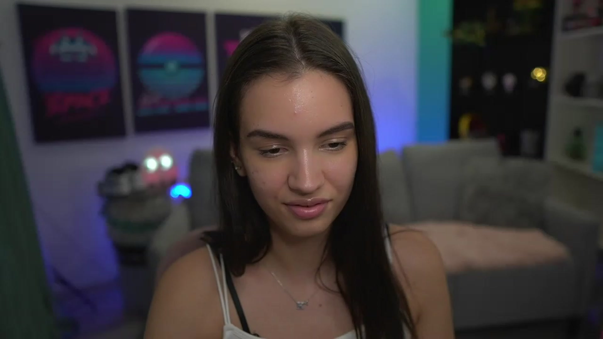 Gallery image thumbnail from Kylie_Quinn's myfreecams stream on, 11/29/2022, 24:13 image 12 of 20