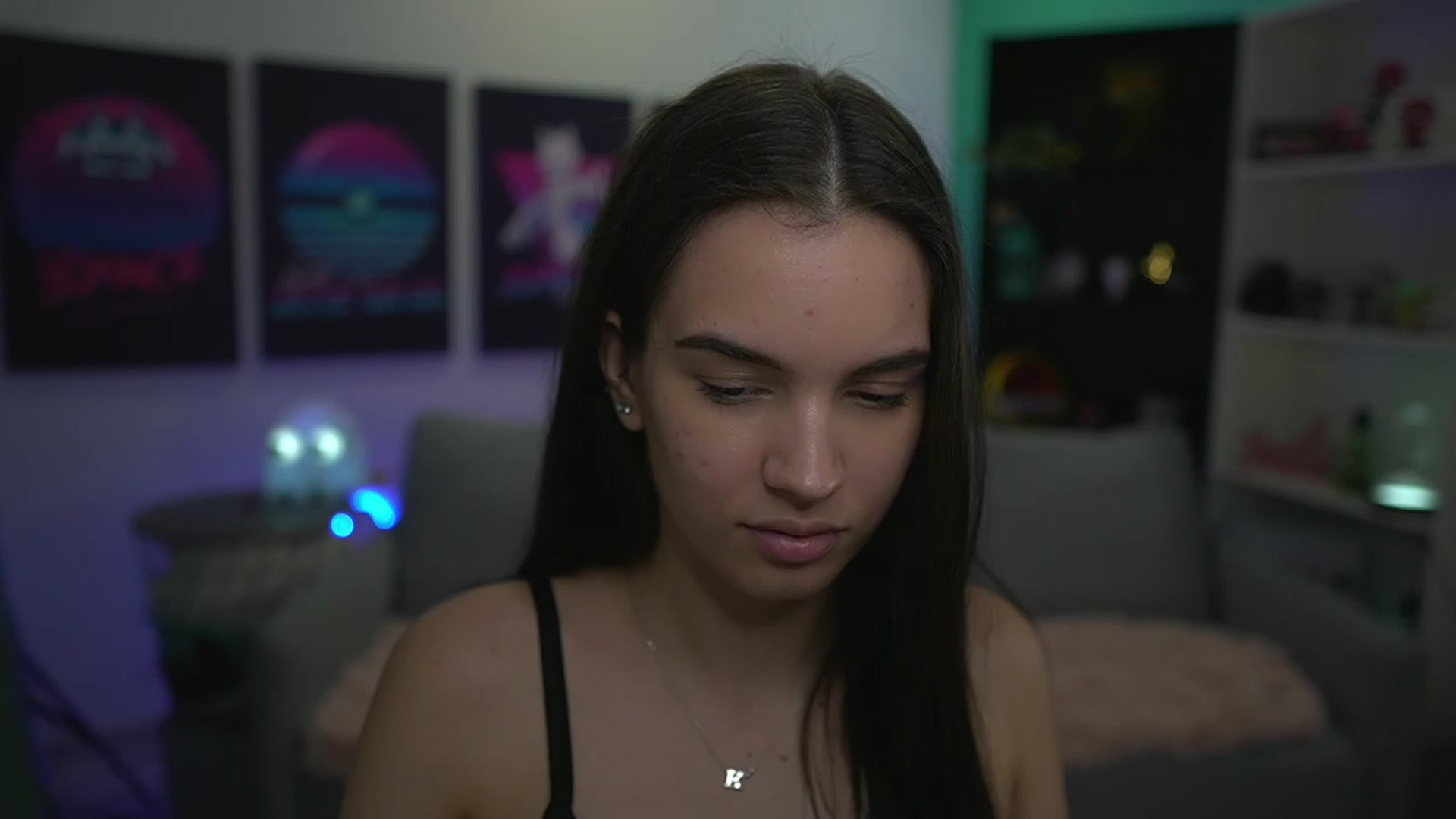 Gallery image thumbnail from Kylie_Quinn's myfreecams stream on, 12/02/2022, 21:01 image 18 of 20