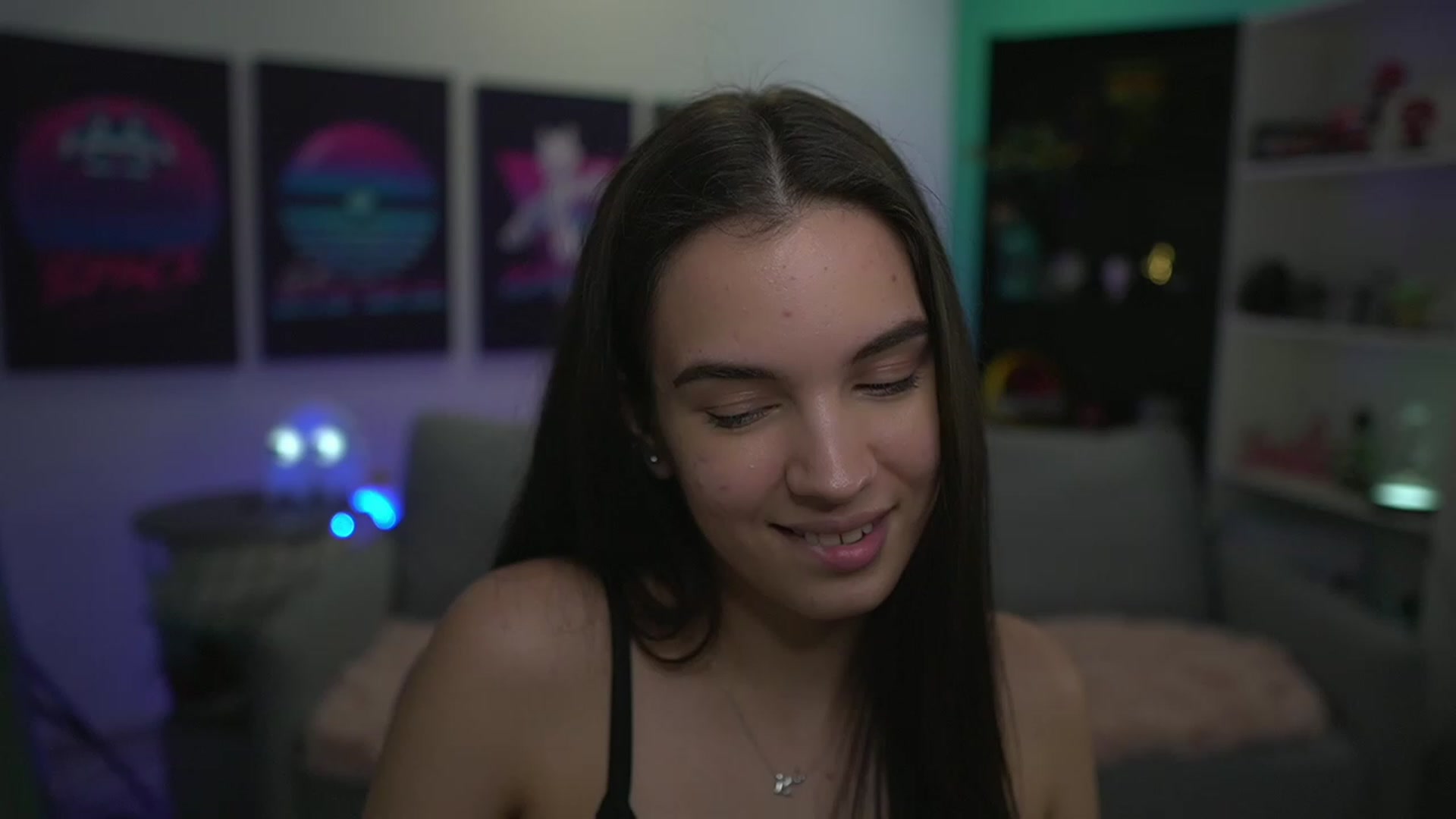 Gallery image thumbnail from Kylie_Quinn's myfreecams stream on, 12/02/2022, 21:01 image 19 of 20