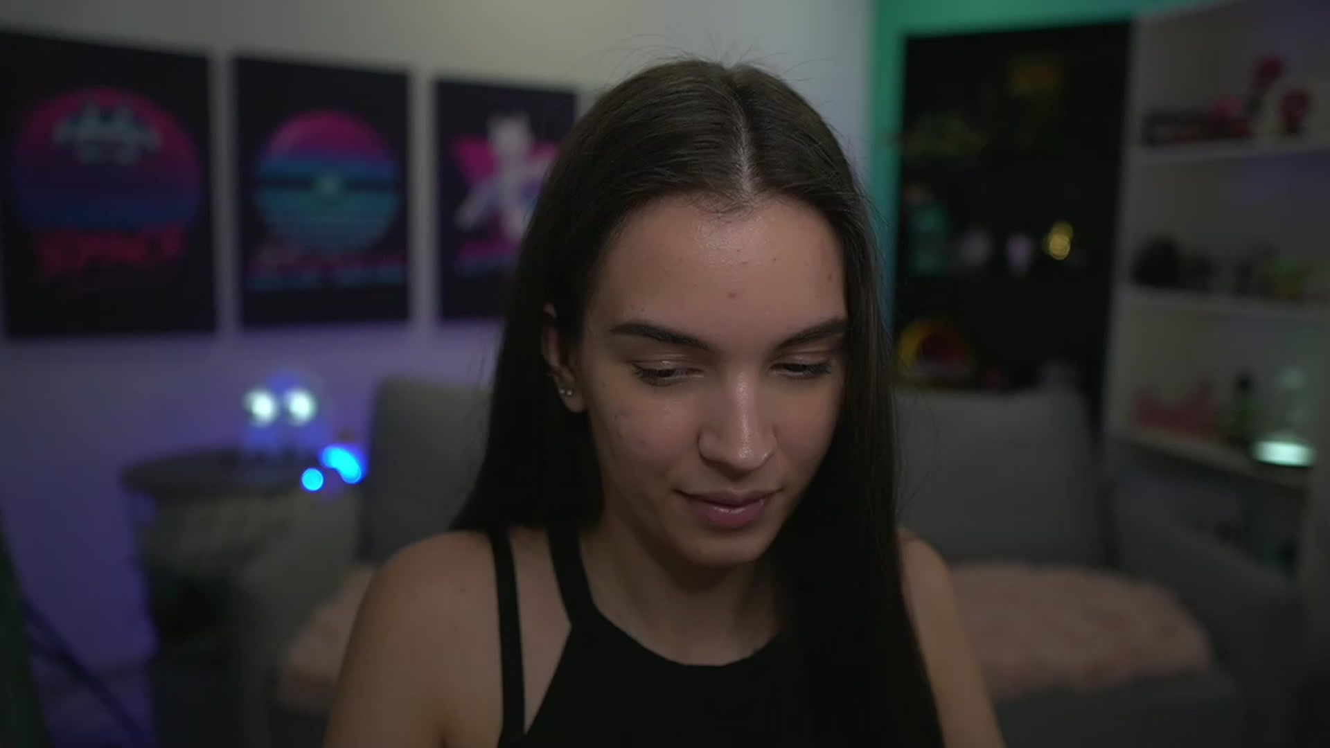 Gallery image thumbnail from Kylie_Quinn's myfreecams stream on, 12/02/2022, 22:14 image 2 of 20