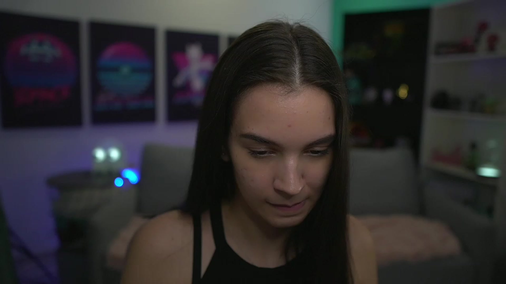 Gallery image thumbnail from Kylie_Quinn's myfreecams stream on, 12/02/2022, 22:14 image 18 of 20