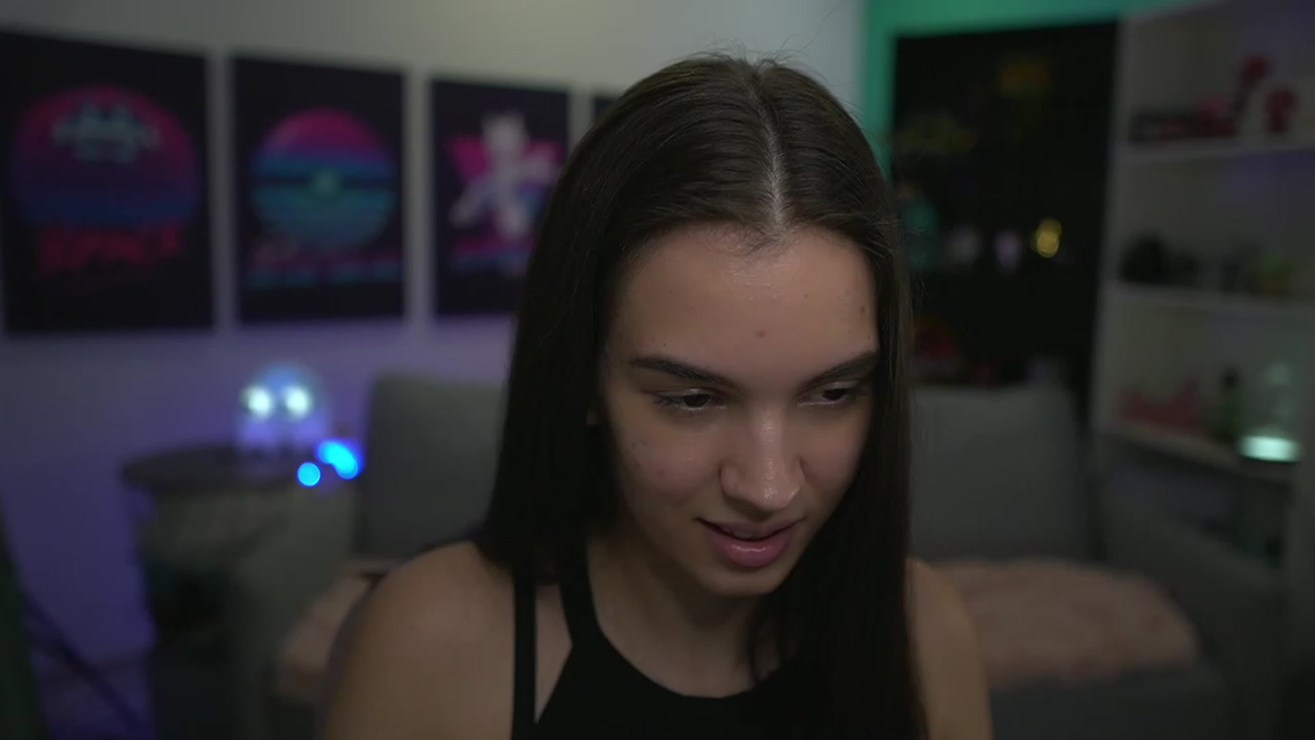 Gallery image thumbnail from Kylie_Quinn's myfreecams stream on, 12/02/2022, 22:14 image 19 of 20