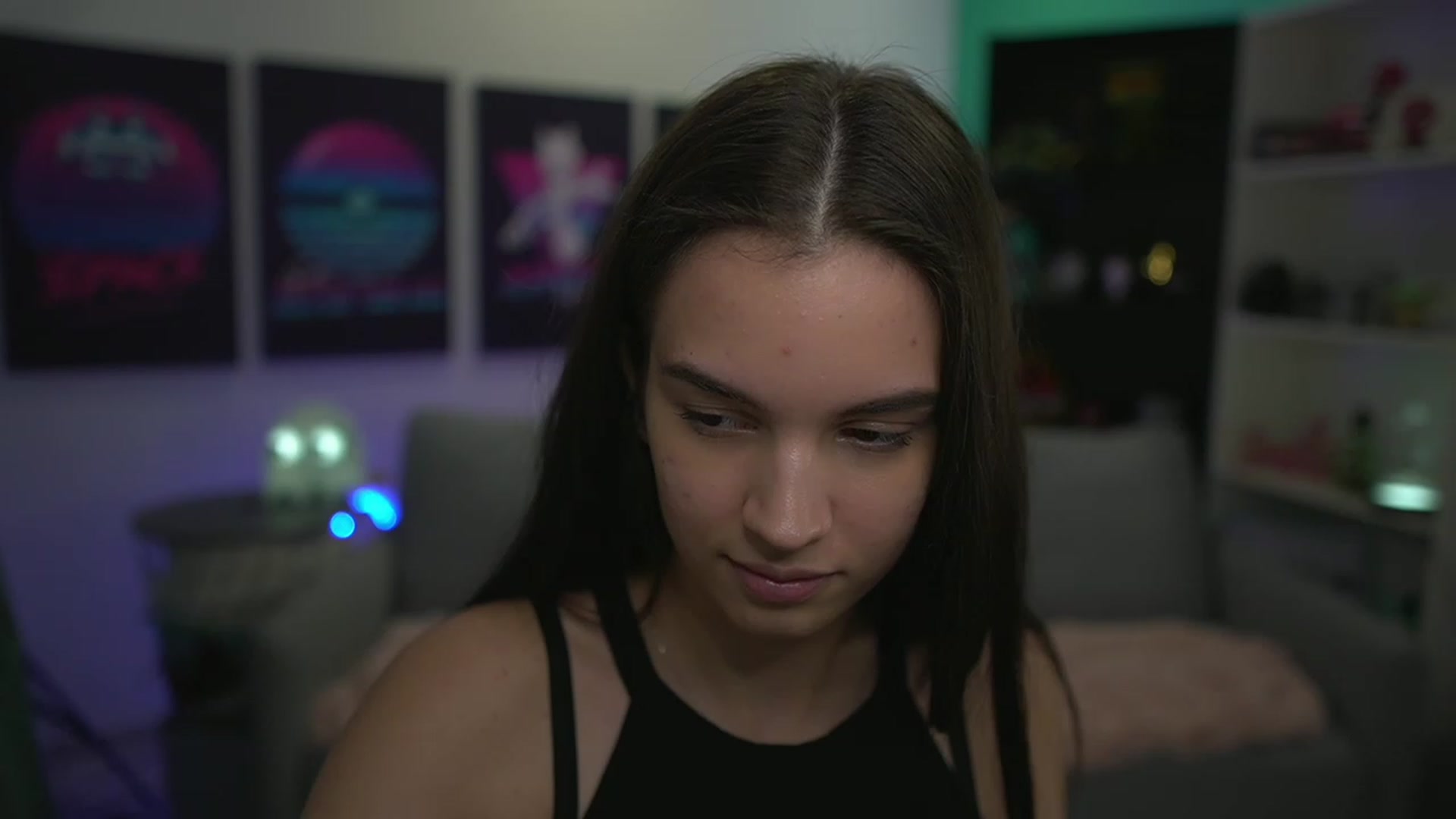 Gallery image thumbnail from Kylie_Quinn's myfreecams stream on, 12/03/2022, 24:23 image 1 of 20