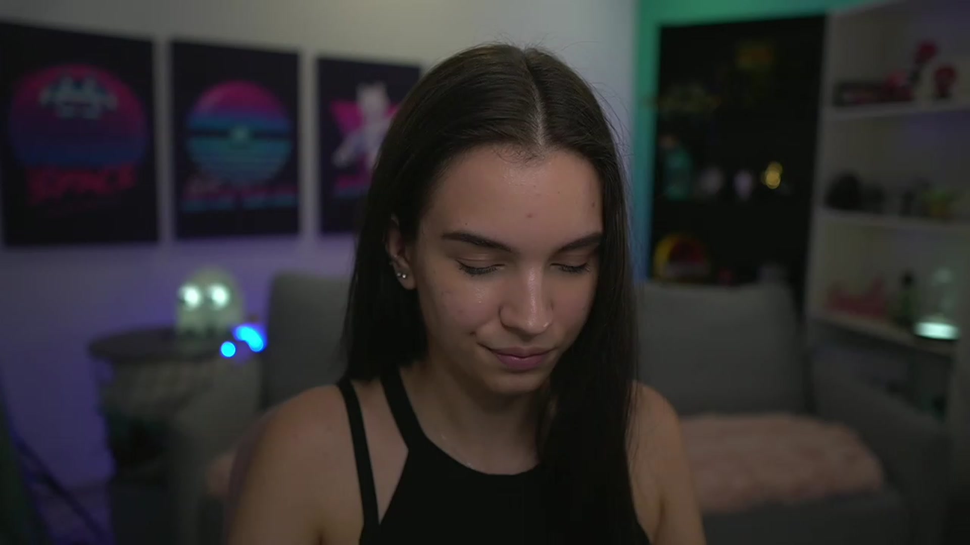 Gallery image thumbnail from Kylie_Quinn's myfreecams stream on, 12/03/2022, 24:23 image 9 of 20