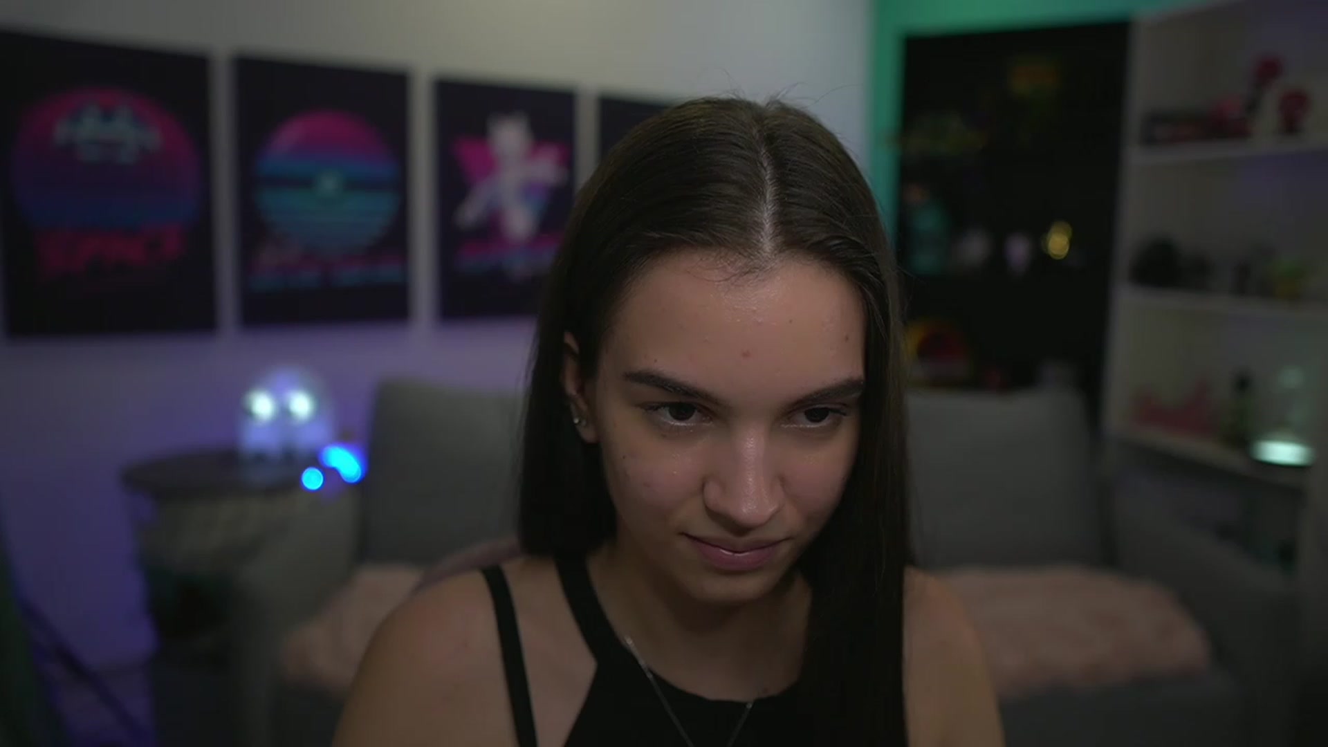 Gallery image thumbnail from Kylie_Quinn's myfreecams stream on, 12/03/2022, 24:54 image 15 of 20