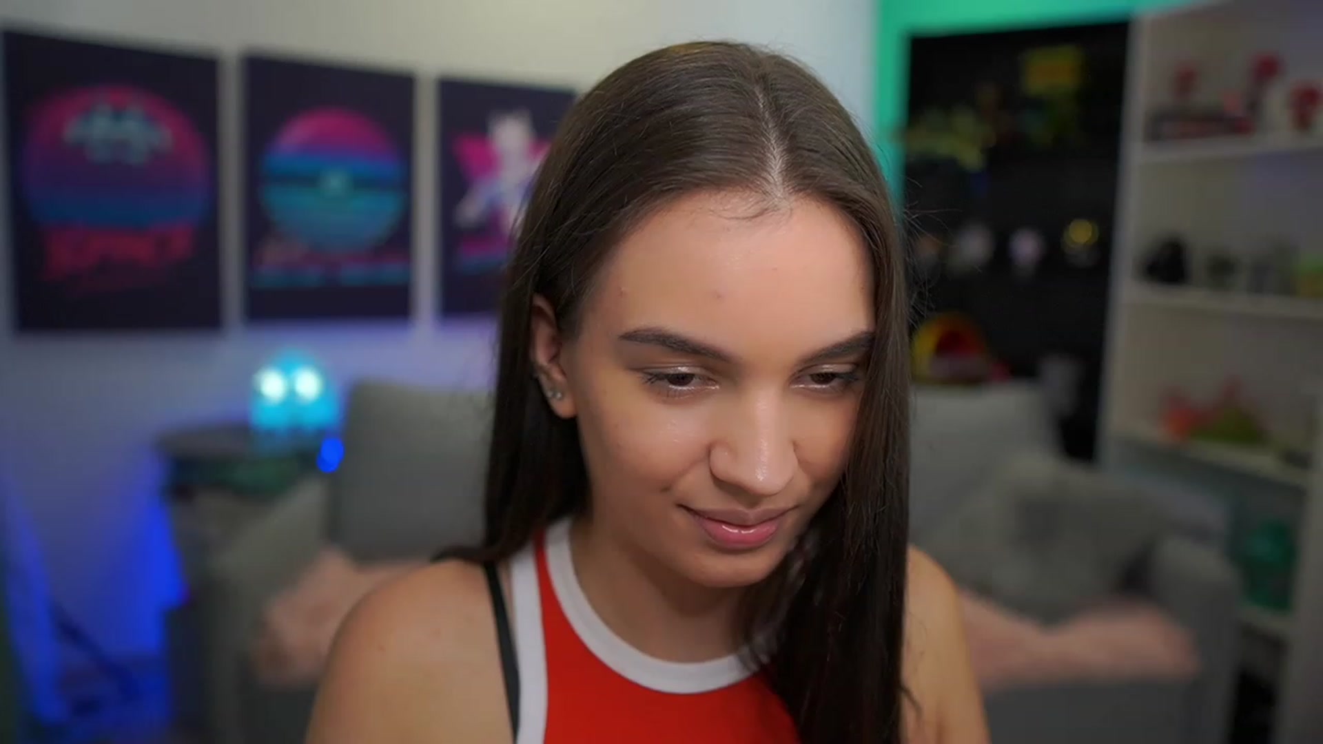 Gallery image thumbnail from Kylie_Quinn's myfreecams stream on, 12/05/2022, 22:37 image 19 of 20
