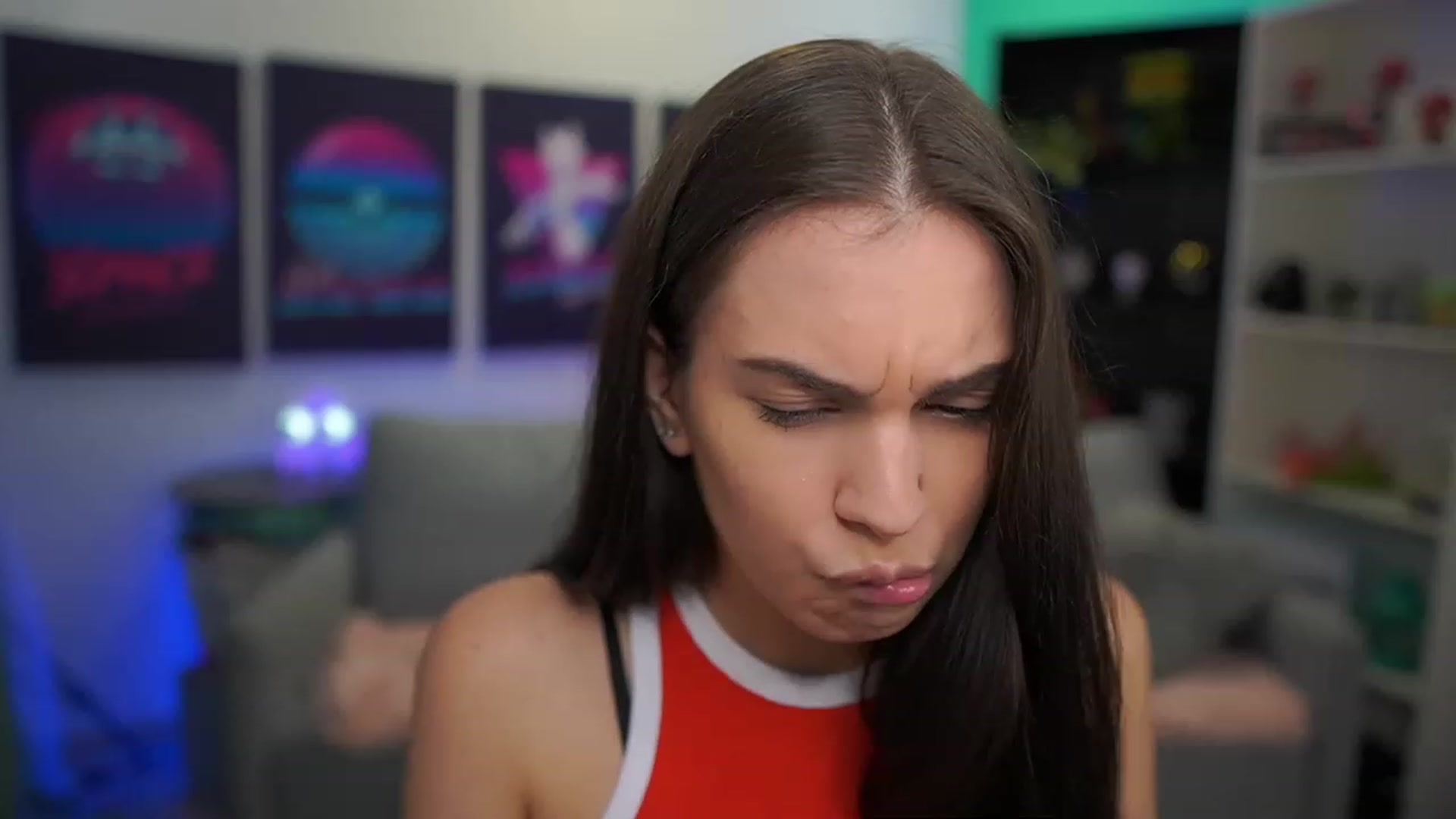 Gallery image thumbnail from Kylie_Quinn's myfreecams stream on, 12/05/2022, 23:33 image 11 of 20