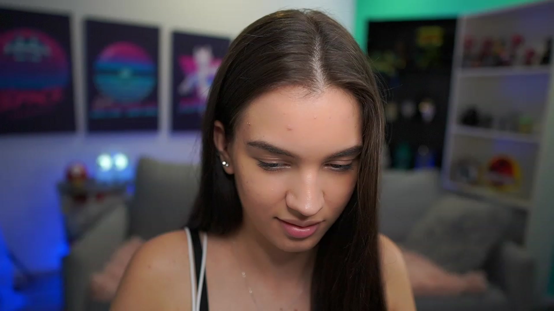 Gallery image thumbnail from Kylie_Quinn's myfreecams stream on, 12/06/2022, 17:47 image 11 of 20