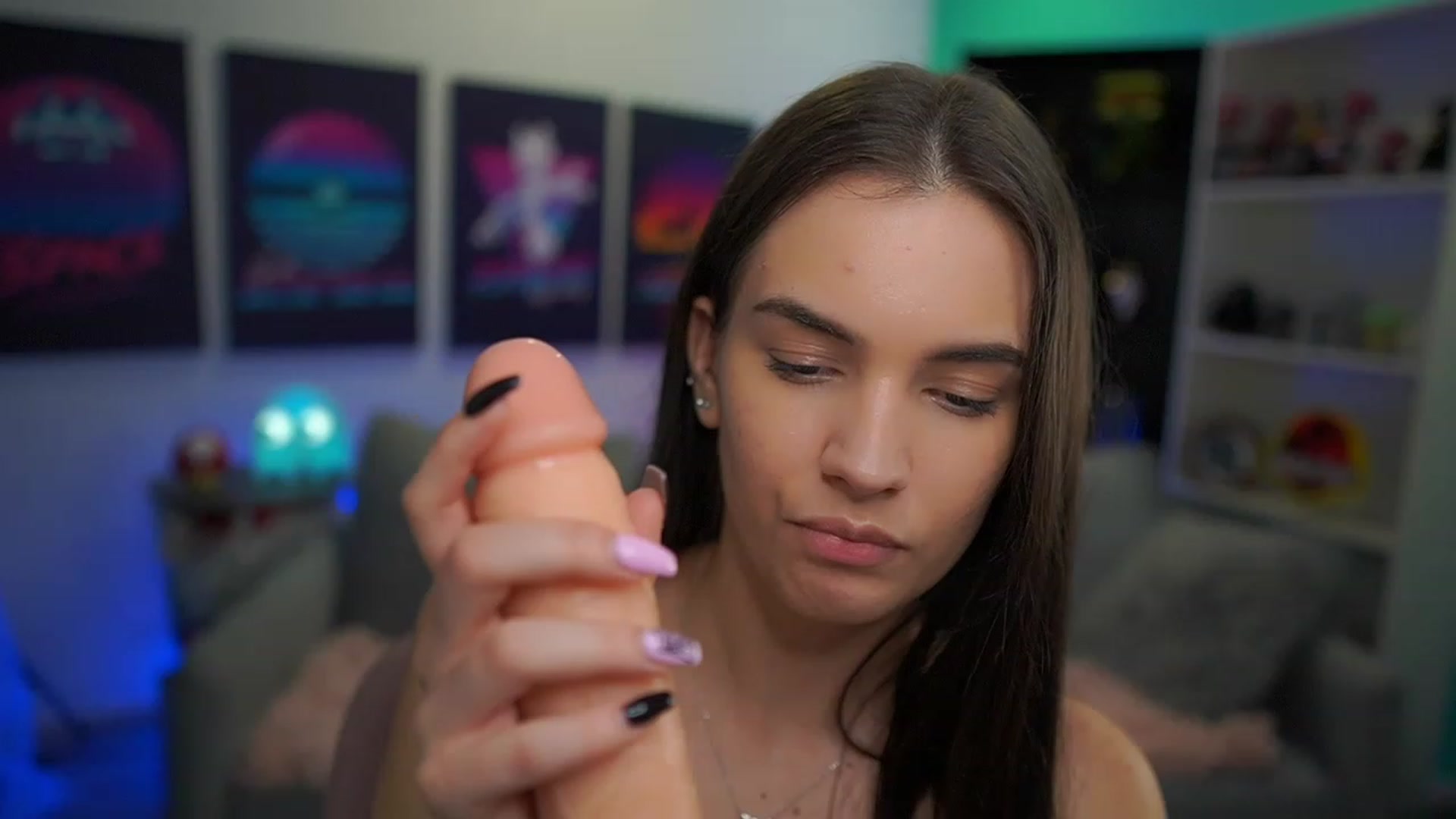 Gallery image thumbnail from Kylie_Quinn's myfreecams stream on, 12/06/2022, 18:07 image 16 of 20
