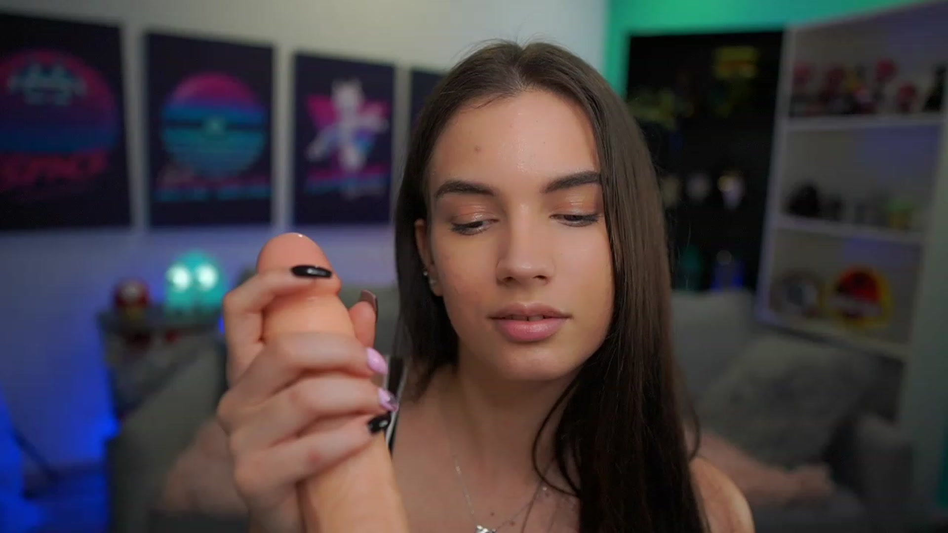 Gallery image thumbnail from Kylie_Quinn's myfreecams stream on, 12/06/2022, 18:07 image 17 of 20