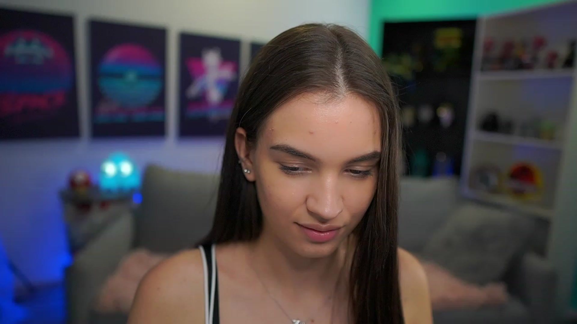 Gallery image thumbnail from Kylie_Quinn's myfreecams stream on, 12/06/2022, 18:07 image 7 of 20