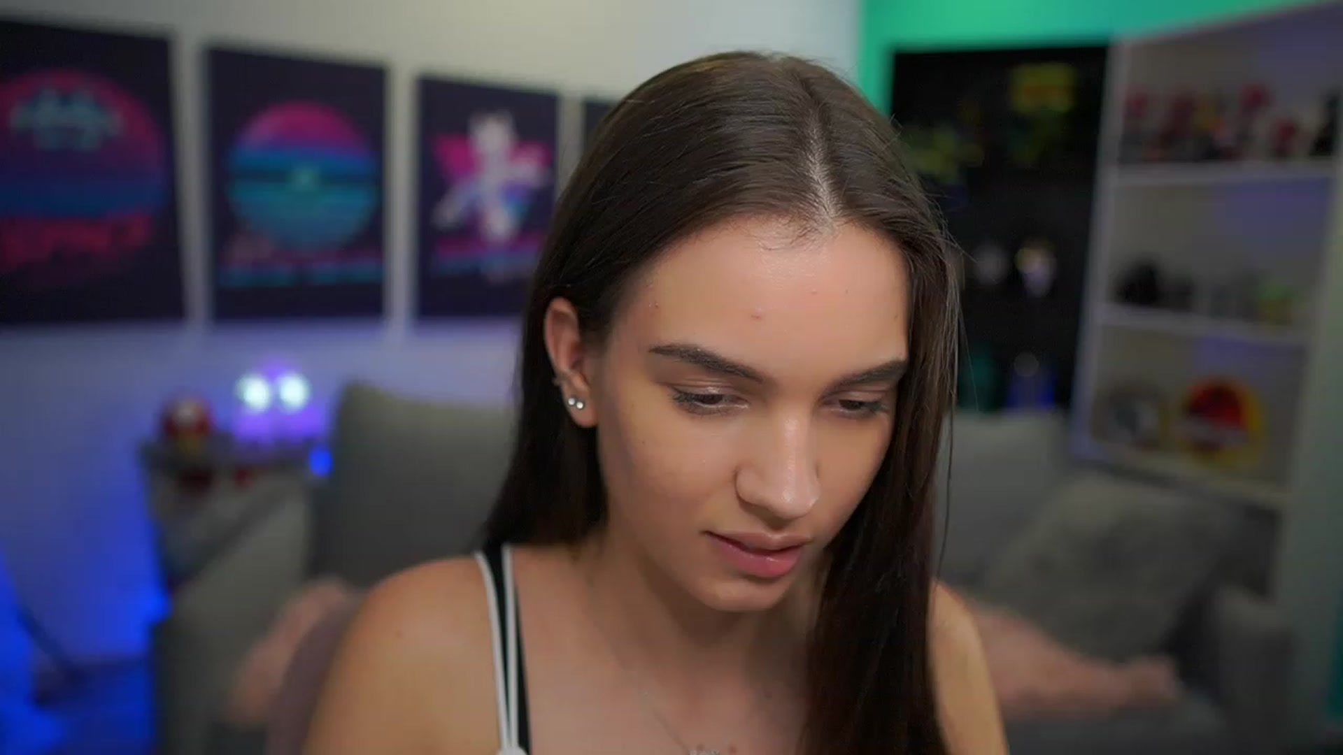 Gallery image thumbnail from Kylie_Quinn's myfreecams stream on, 12/06/2022, 18:30 image 1 of 20