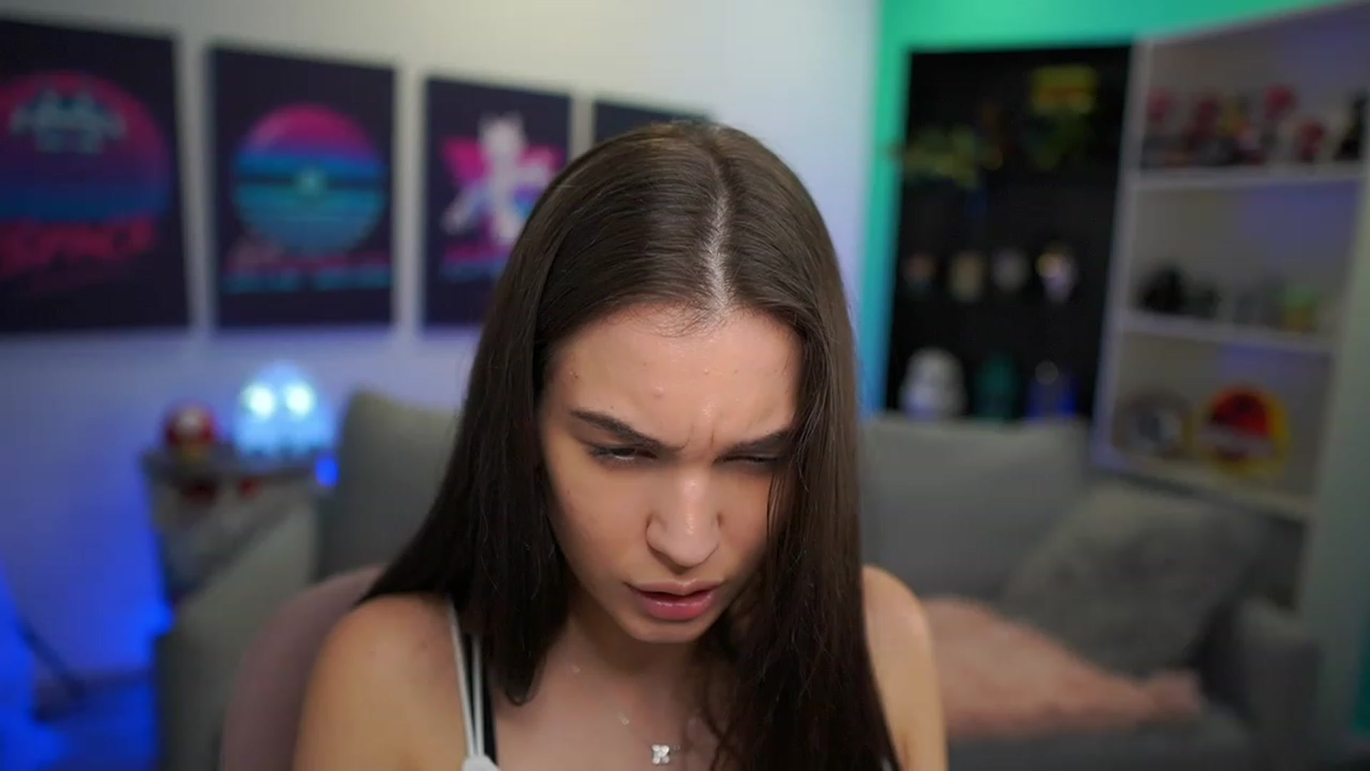 Gallery image thumbnail from Kylie_Quinn's myfreecams stream on, 12/06/2022, 18:30 image 14 of 20
