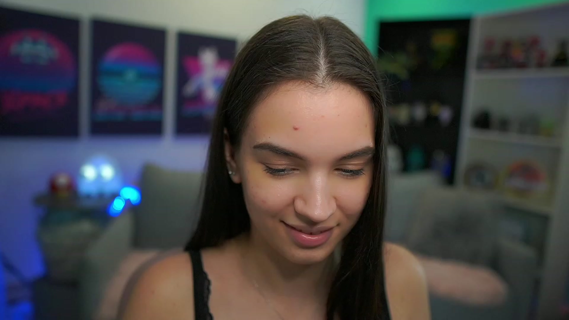 Gallery image thumbnail from Kylie_Quinn's myfreecams stream on, 12/07/2022, 21:27 image 11 of 20