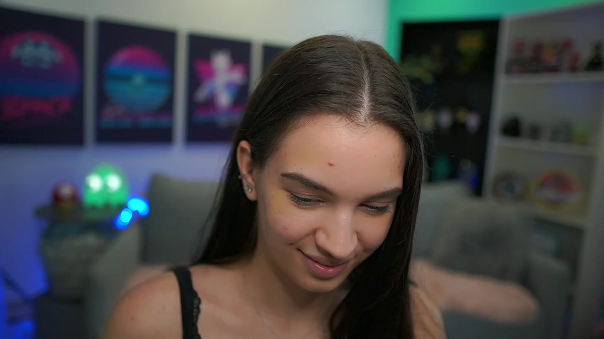 Gallery image thumbnail from Kylie_Quinn's myfreecams stream on, 12/07/2022, 21:27 image 20 of 20