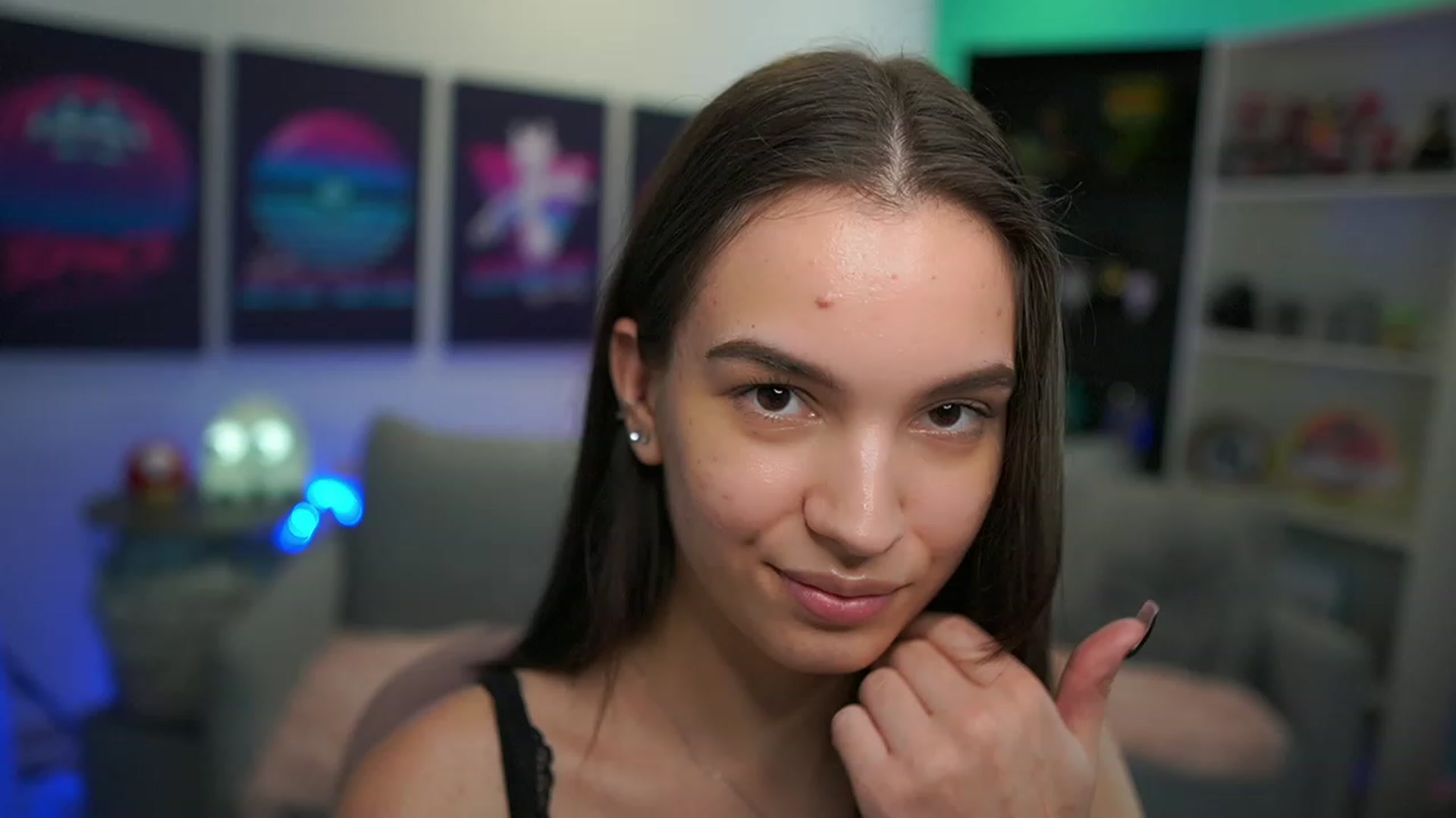 Gallery image thumbnail from Kylie_Quinn's myfreecams stream on, 12/07/2022, 22:34 image 2 of 20
