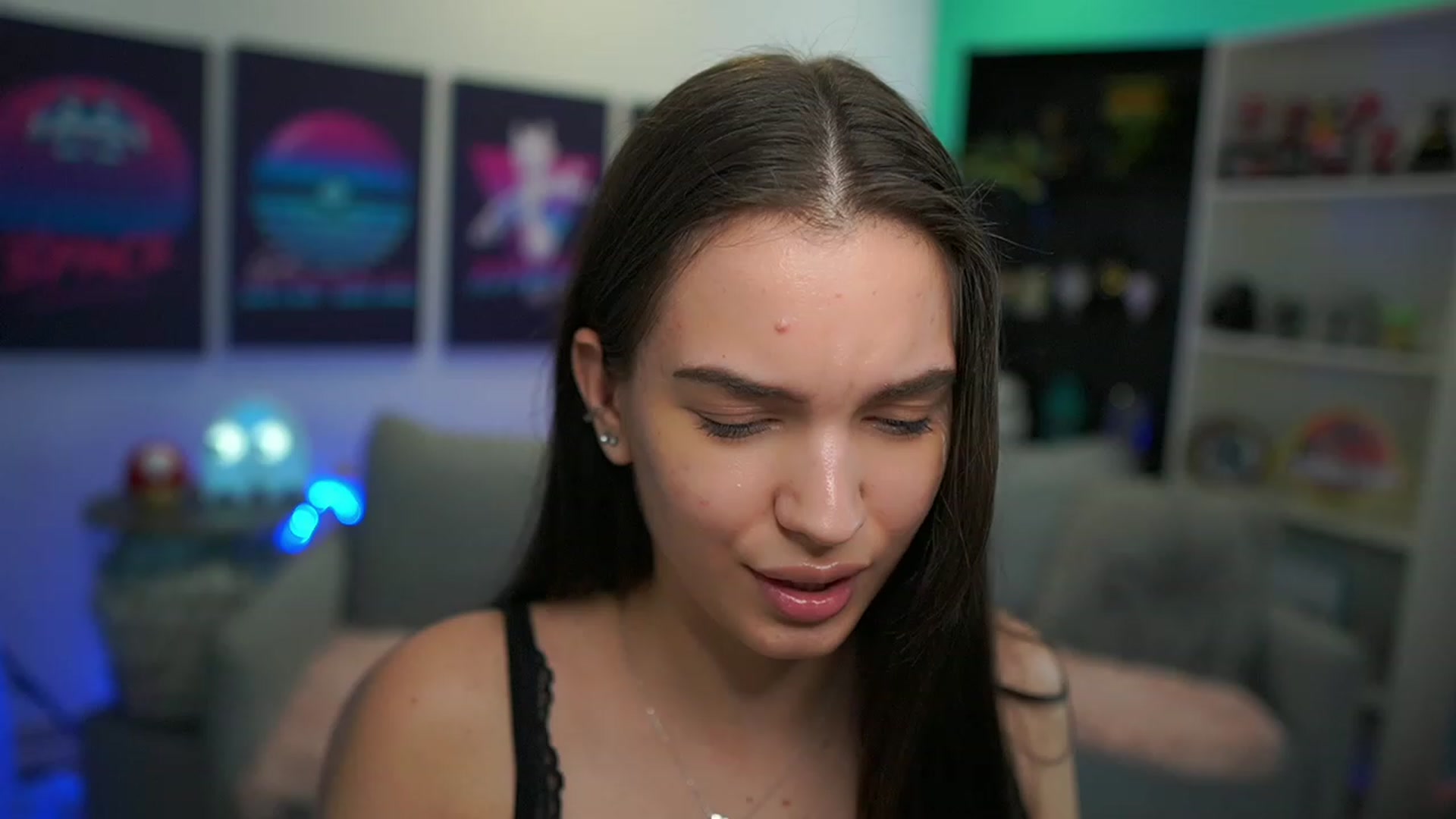 Gallery image thumbnail from Kylie_Quinn's myfreecams stream on, 12/07/2022, 22:34 image 6 of 20