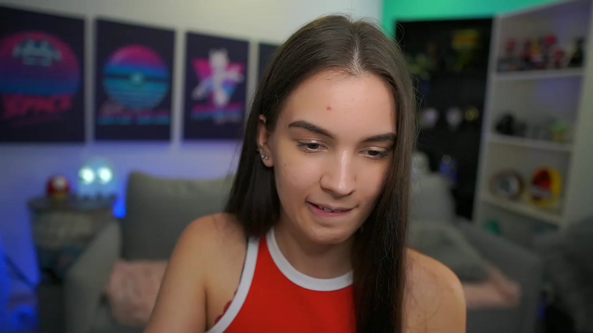 Gallery image thumbnail from Kylie_Quinn's myfreecams stream on, 12/08/2022, 23:55 image 18 of 20