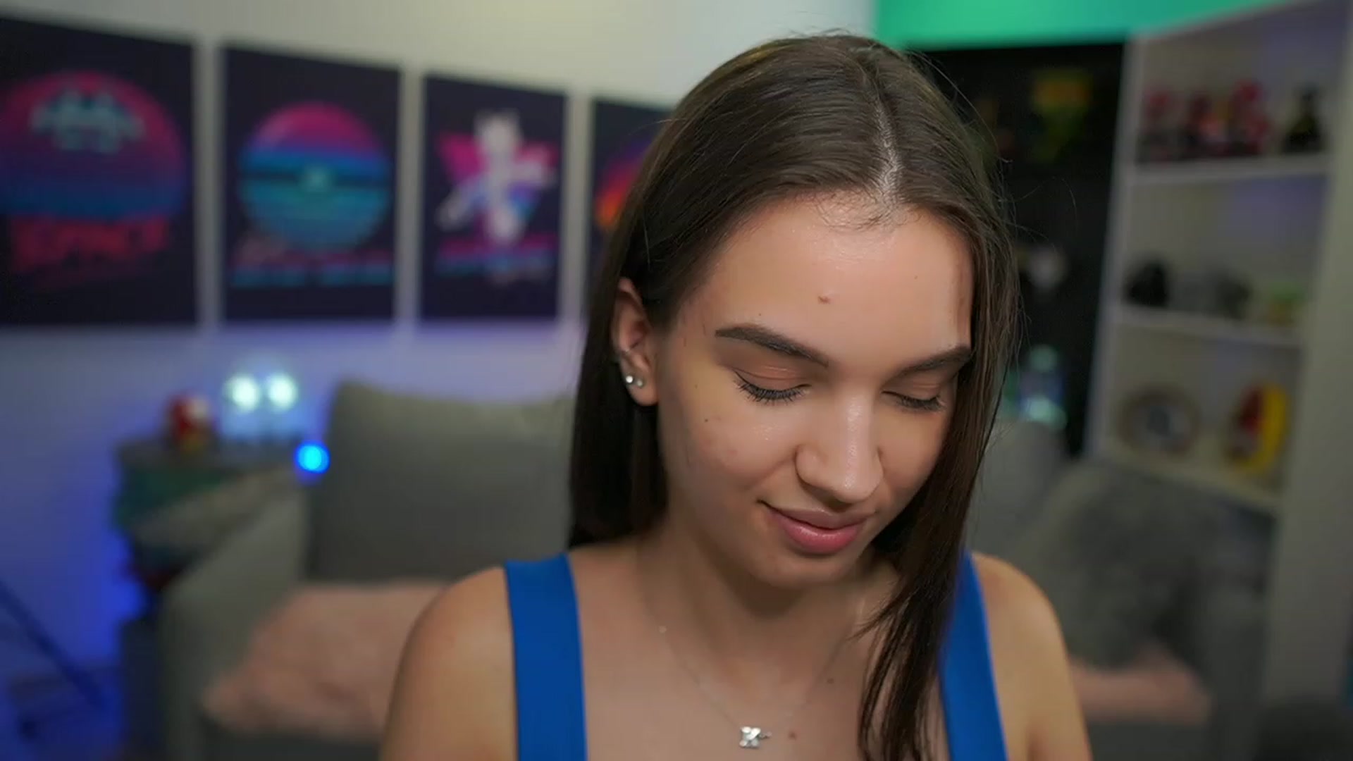 Gallery image thumbnail from Kylie_Quinn's myfreecams stream on, 12/09/2022, 21:04 image 17 of 20