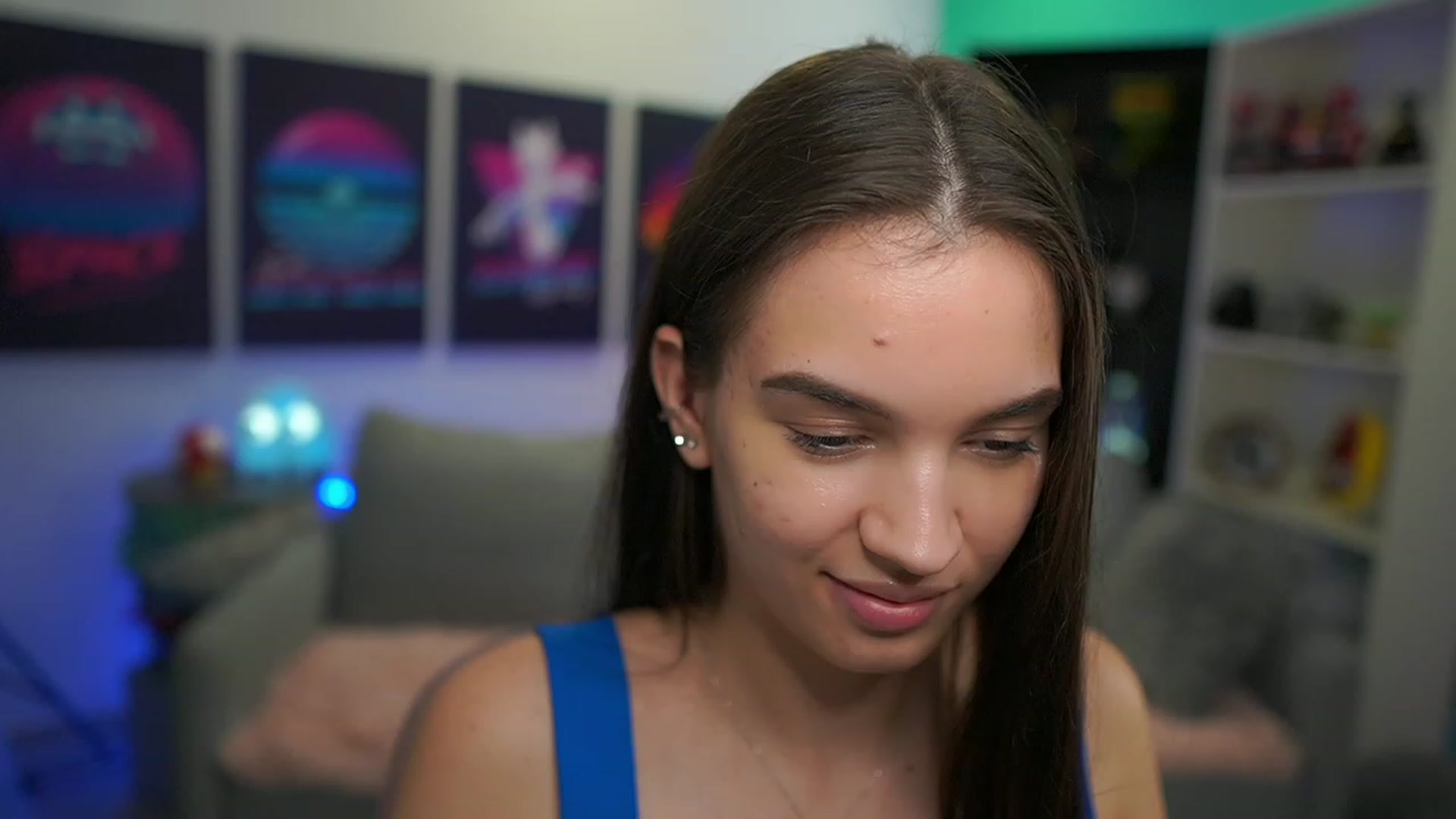 Gallery image thumbnail from Kylie_Quinn's myfreecams stream on, 12/09/2022, 22:01 image 8 of 20
