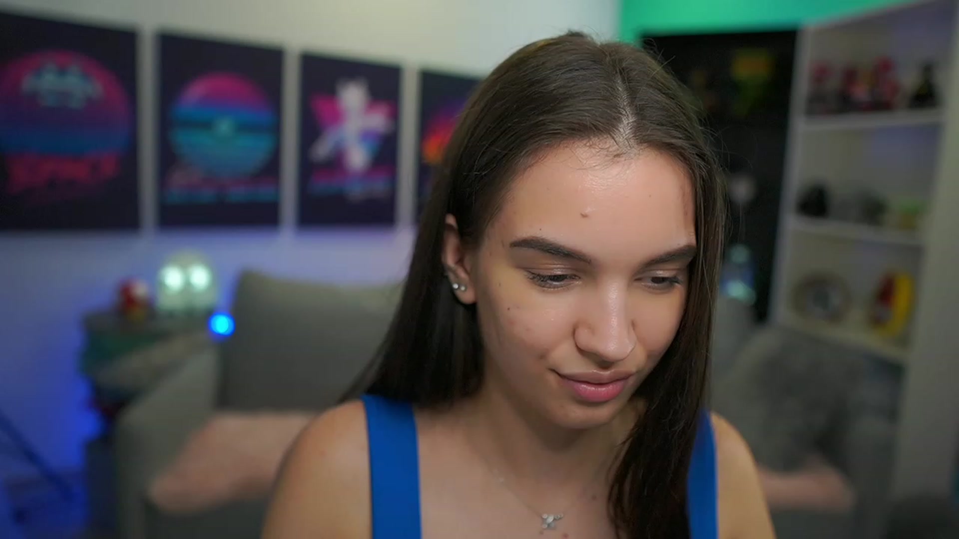 Gallery image thumbnail from Kylie_Quinn's myfreecams stream on, 12/09/2022, 23:54 image 14 of 20