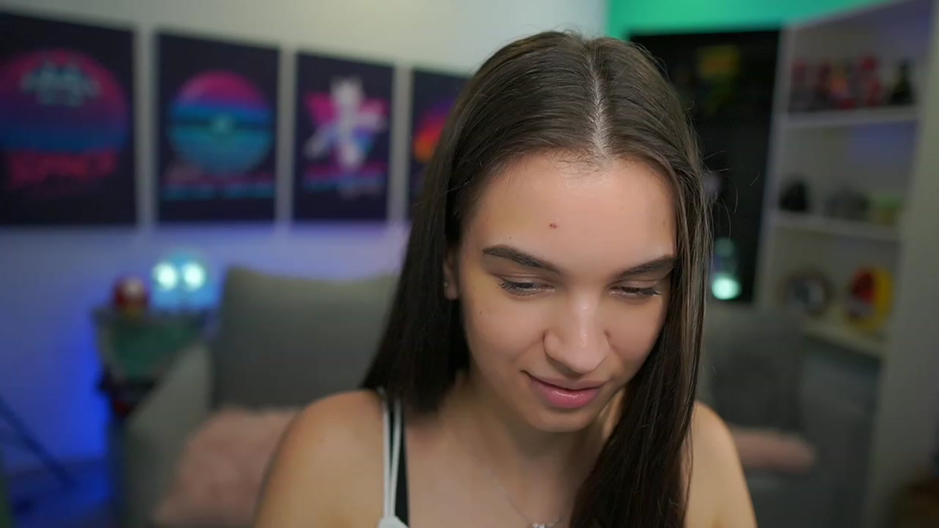 Gallery image thumbnail from Kylie_Quinn's myfreecams stream on, 12/10/2022, 14:47 image 16 of 20