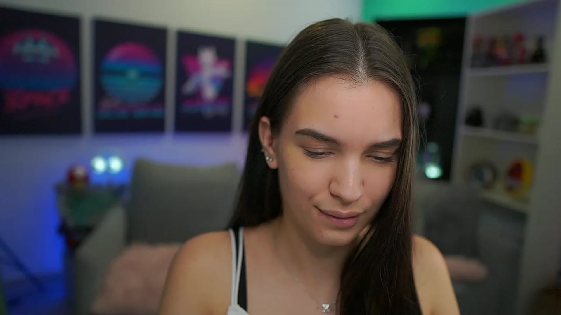 Gallery image thumbnail from Kylie_Quinn's myfreecams stream on, 12/10/2022, 14:47 image 17 of 20