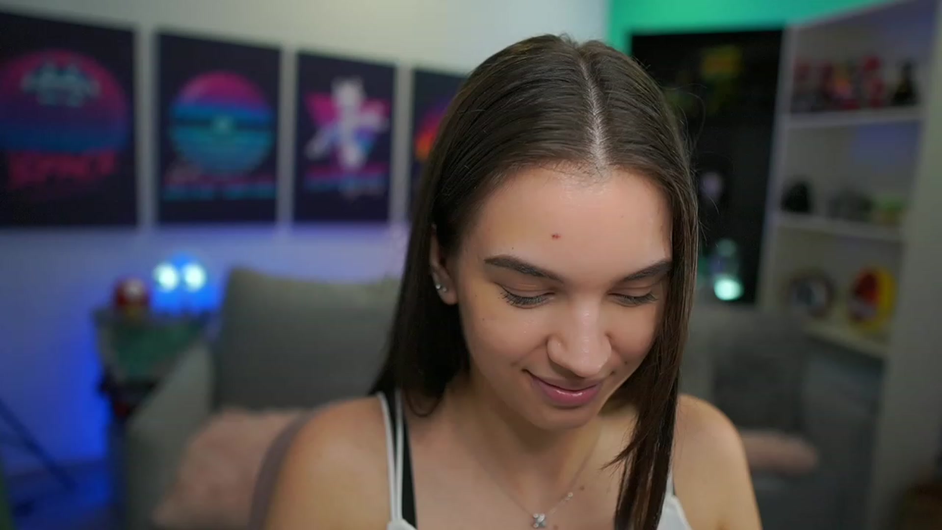 Gallery image thumbnail from Kylie_Quinn's myfreecams stream on, 12/10/2022, 16:33 image 7 of 20