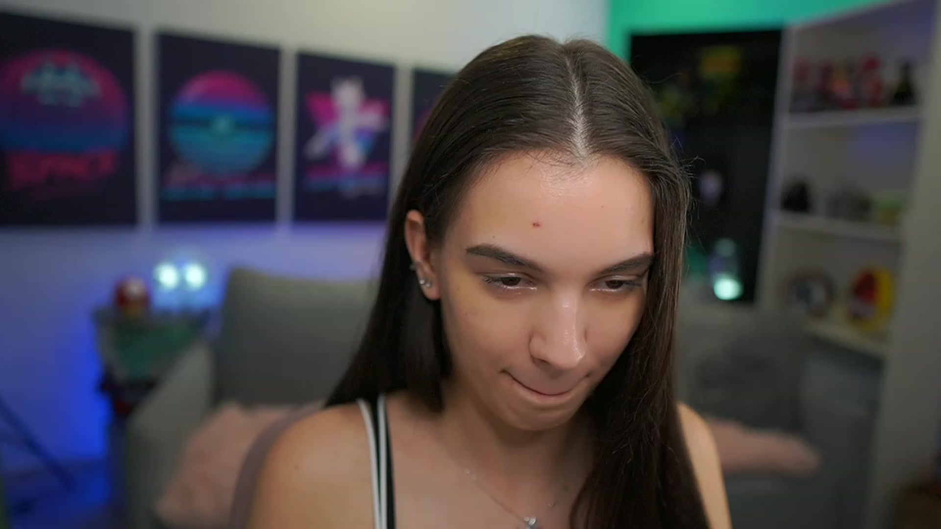 Gallery image thumbnail from Kylie_Quinn's myfreecams stream on, 12/10/2022, 18:04 image 2 of 20