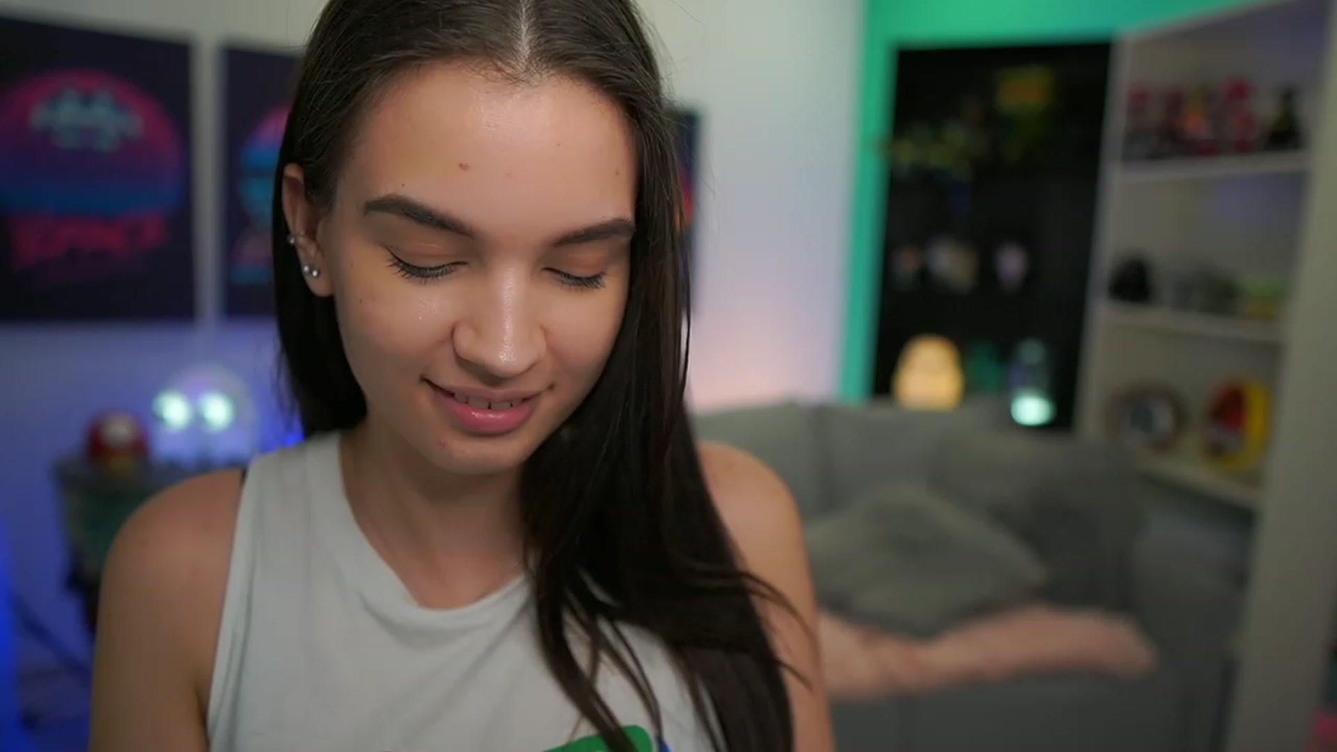Gallery image thumbnail from Kylie_Quinn's myfreecams stream on, 12/11/2022, 12:52 image 14 of 20