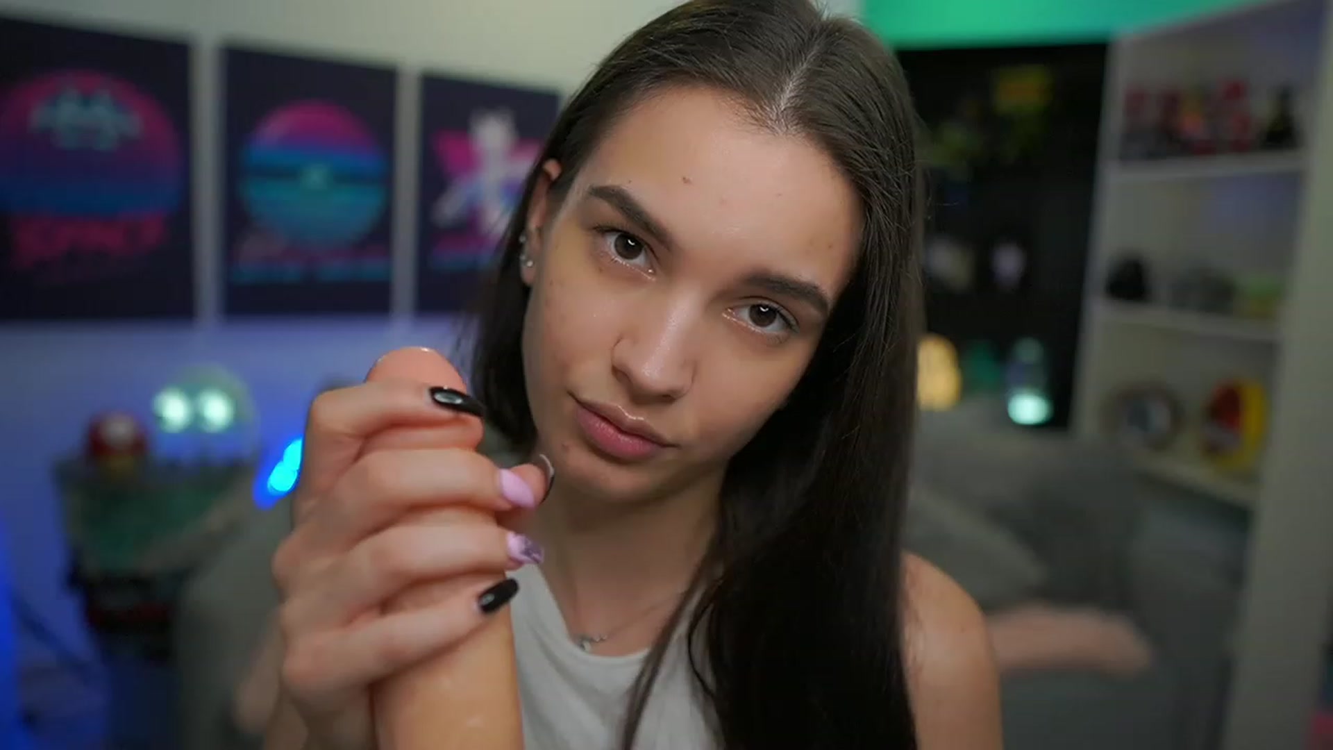 Gallery image thumbnail from Kylie_Quinn's myfreecams stream on, 12/11/2022, 14:18 image 10 of 20