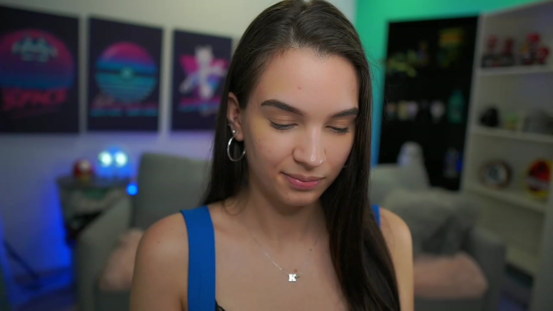 Gallery image thumbnail from Kylie_Quinn's myfreecams stream on, 12/16/2022, 08:39 image 4 of 20