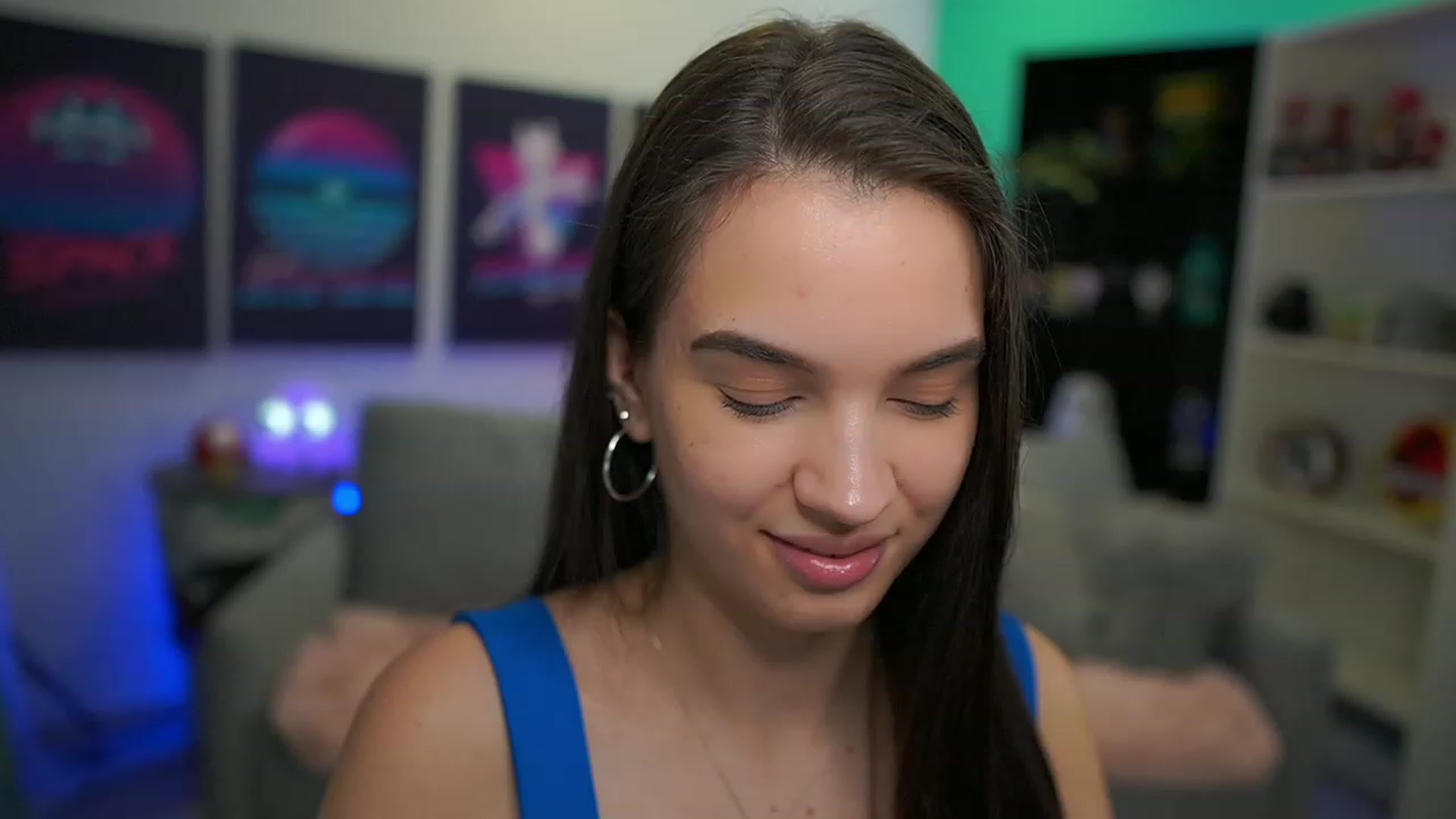 Gallery image thumbnail from Kylie_Quinn's myfreecams stream on, 12/16/2022, 12:11 image 2 of 20