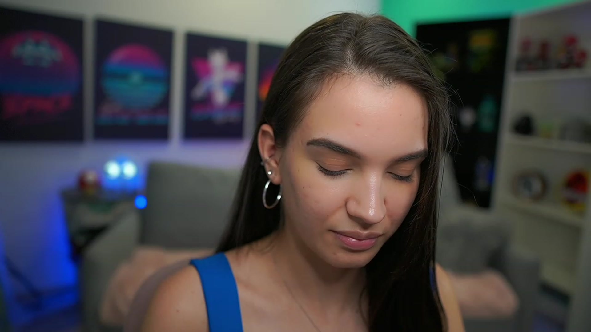 Gallery image thumbnail from Kylie_Quinn's myfreecams stream on, 12/16/2022, 12:11 image 16 of 20