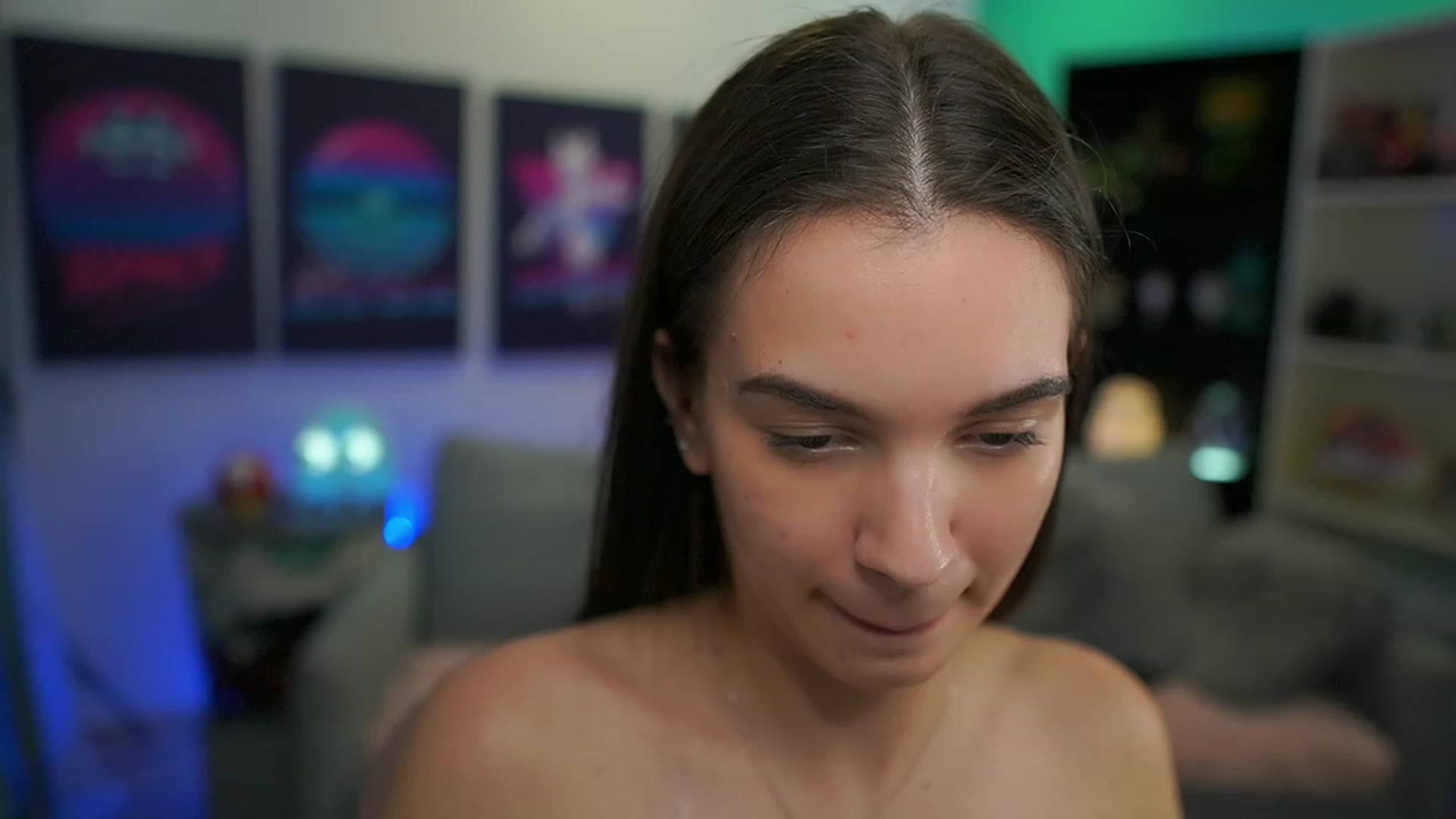 Gallery image thumbnail from Kylie_Quinn's myfreecams stream on, 12/18/2022, 11:03 image 7 of 20