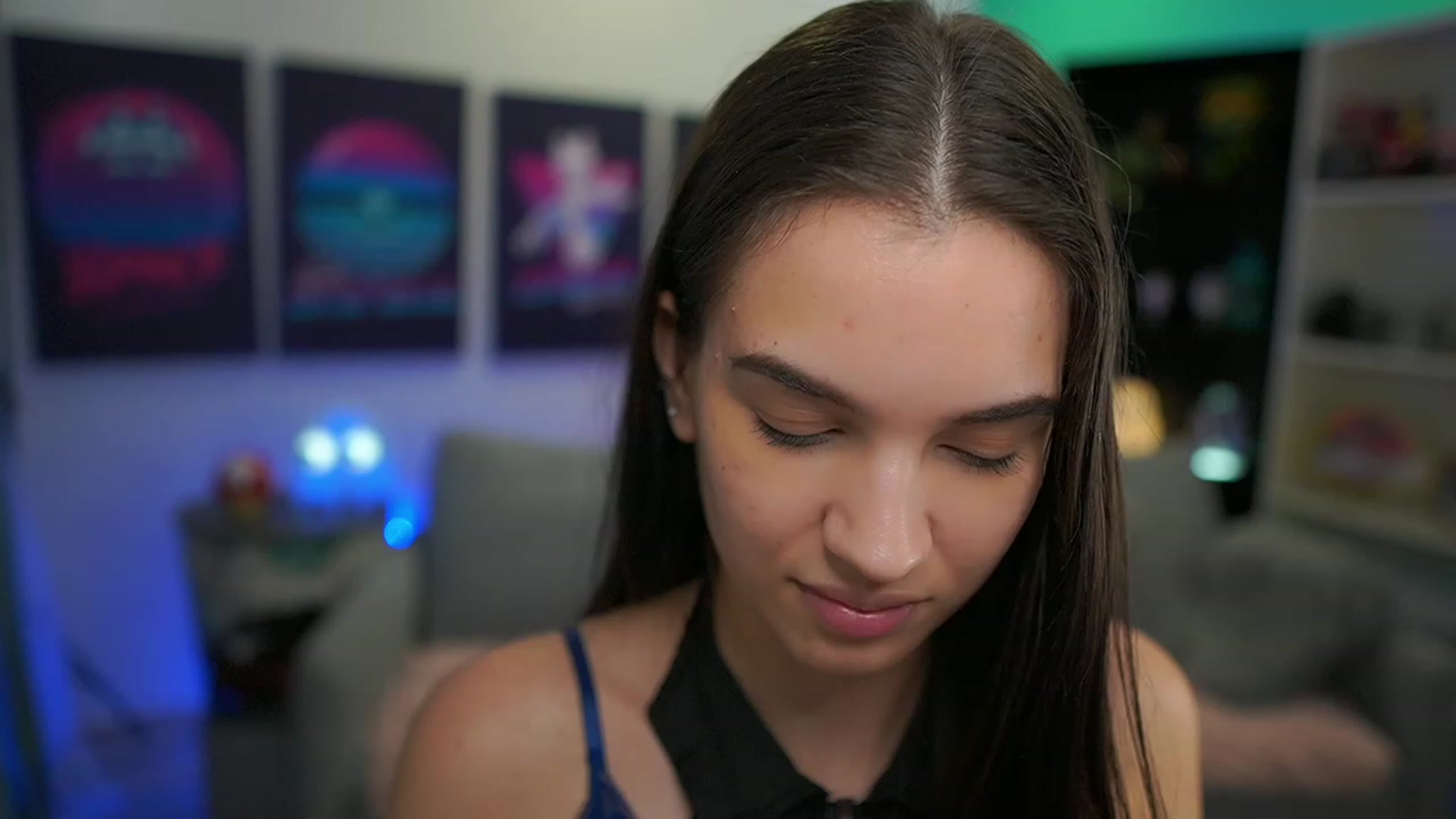 Gallery image thumbnail from Kylie_Quinn's myfreecams stream on, 12/18/2022, 13:11 image 9 of 20