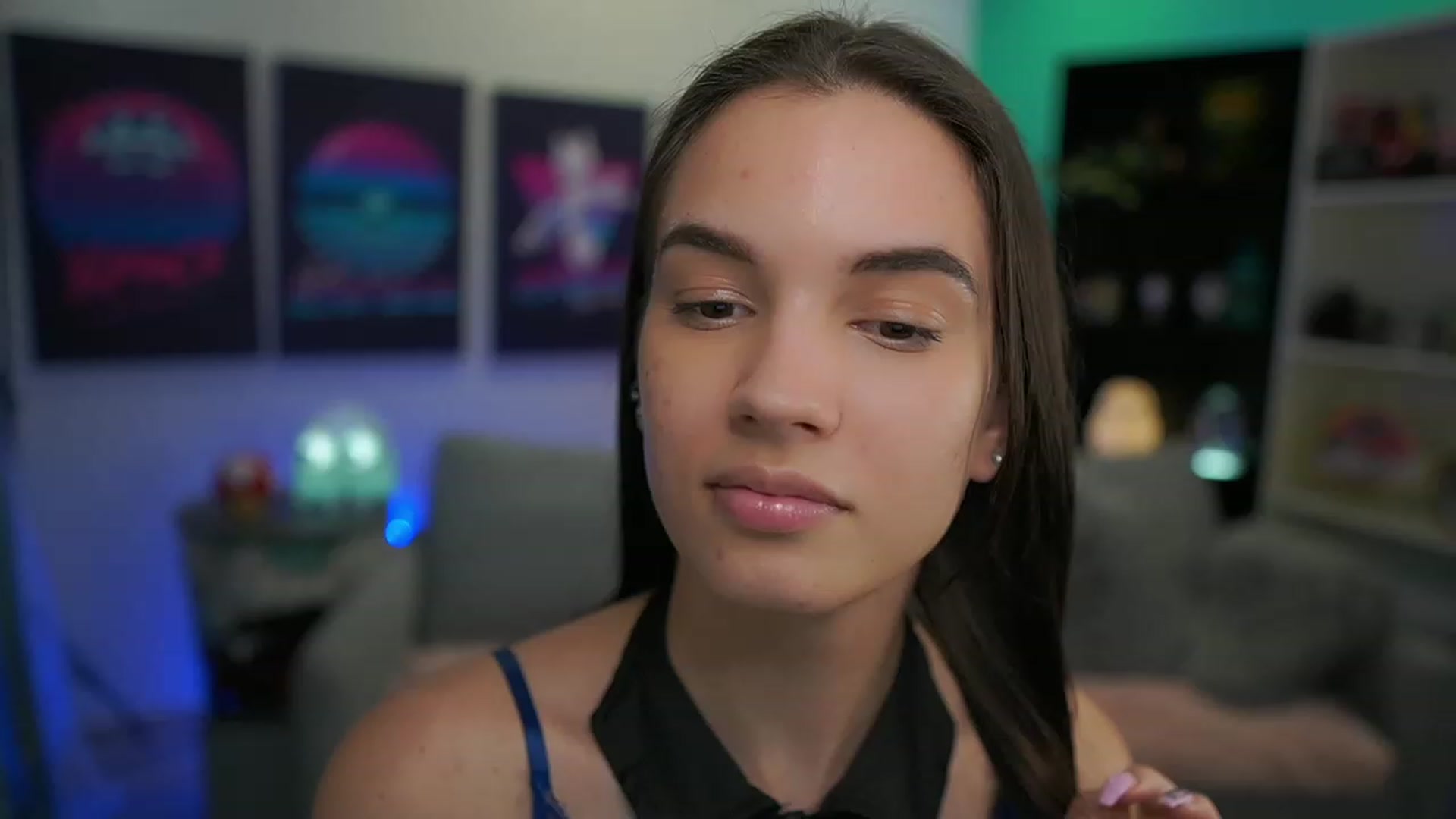 Gallery image thumbnail from Kylie_Quinn's myfreecams stream on, 12/18/2022, 13:11 image 6 of 20